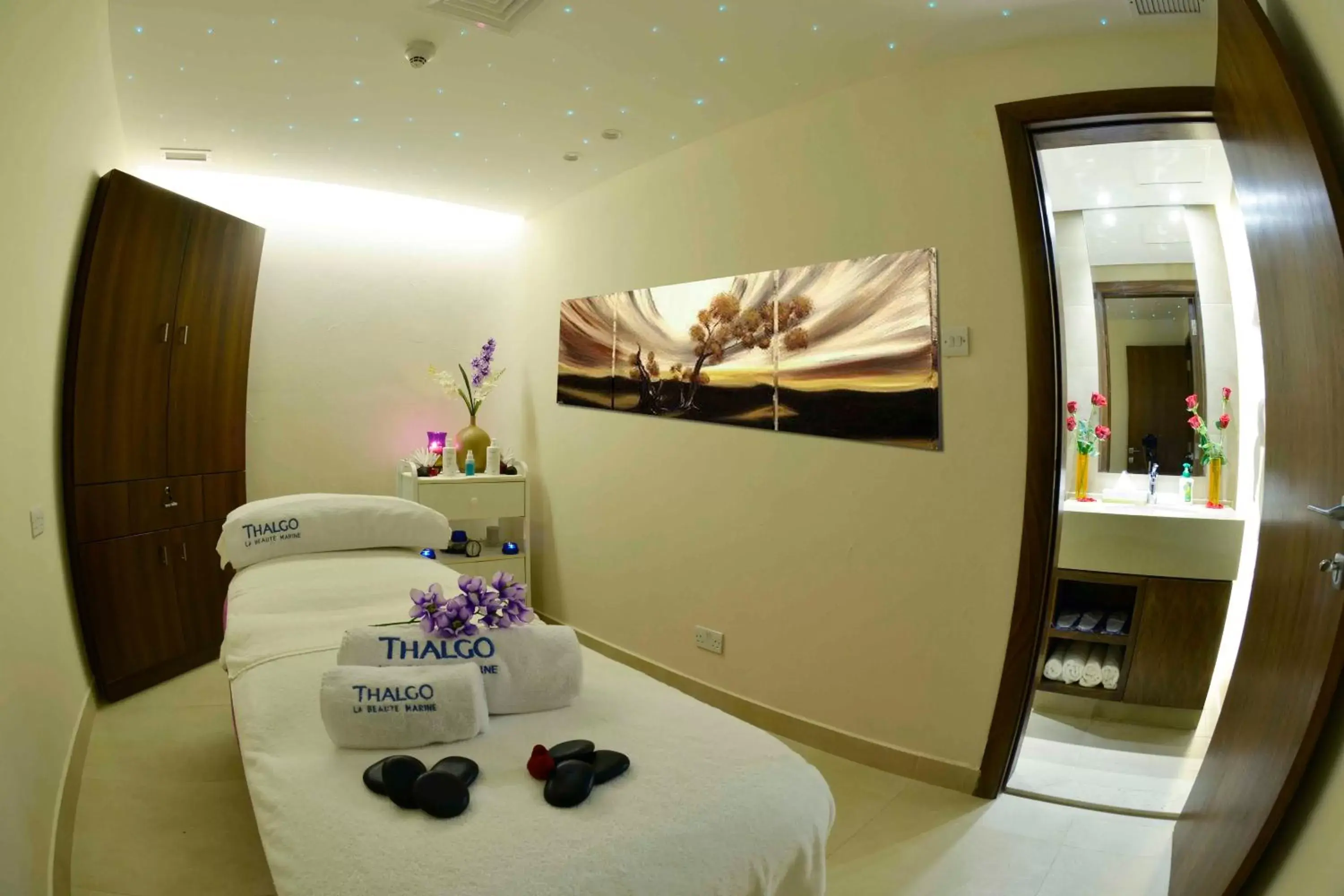 Massage in The Palms Beach Hotel & Spa