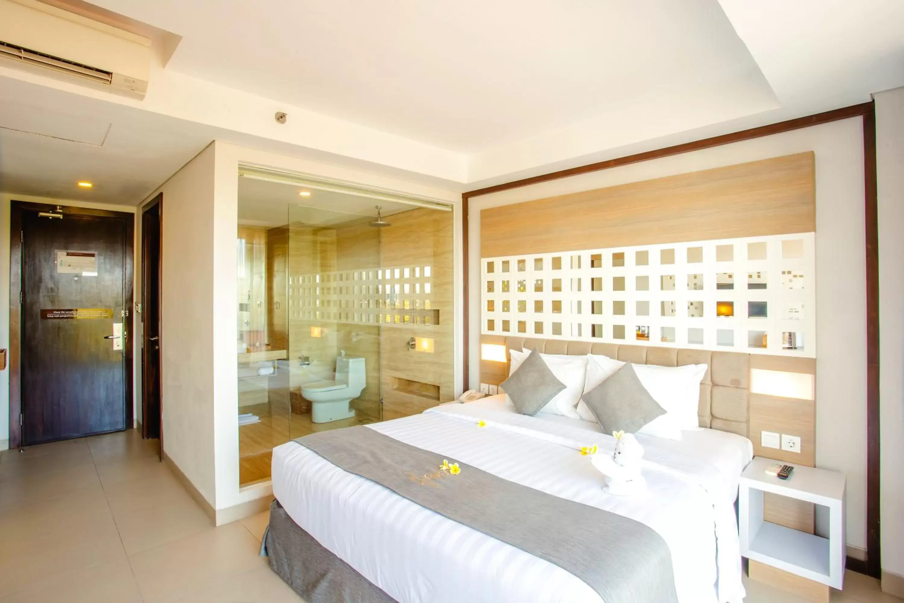 Bed in Jimbaran Bay Beach Resort and Spa by Prabhu