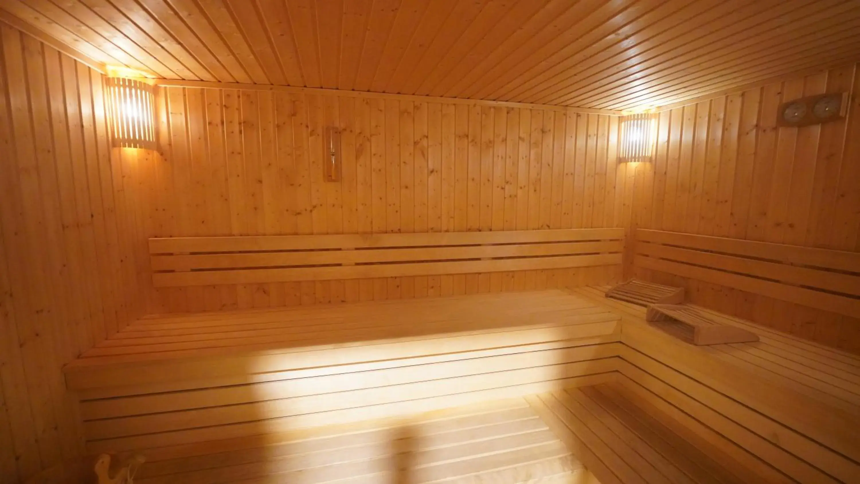 Sauna in Montenegro Beach Resort