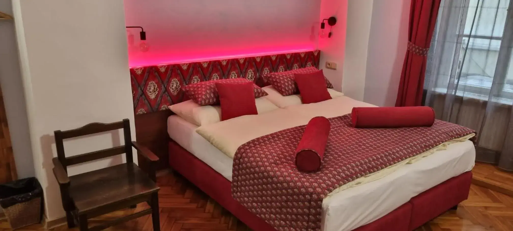 Bed in U Medvidku-Brewery Hotel