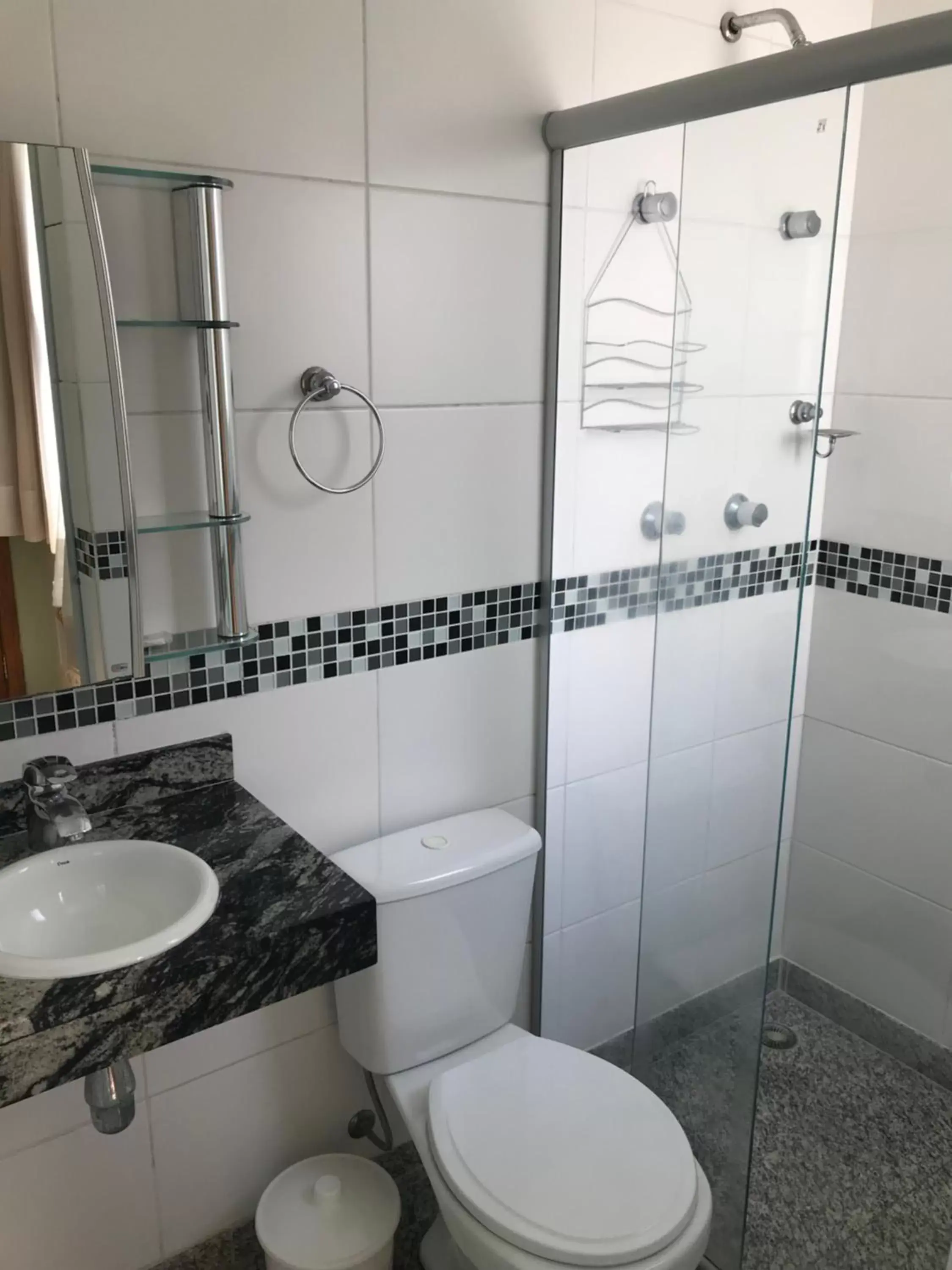 Shower, Bathroom in Residencial Pantanal Santa Cruz