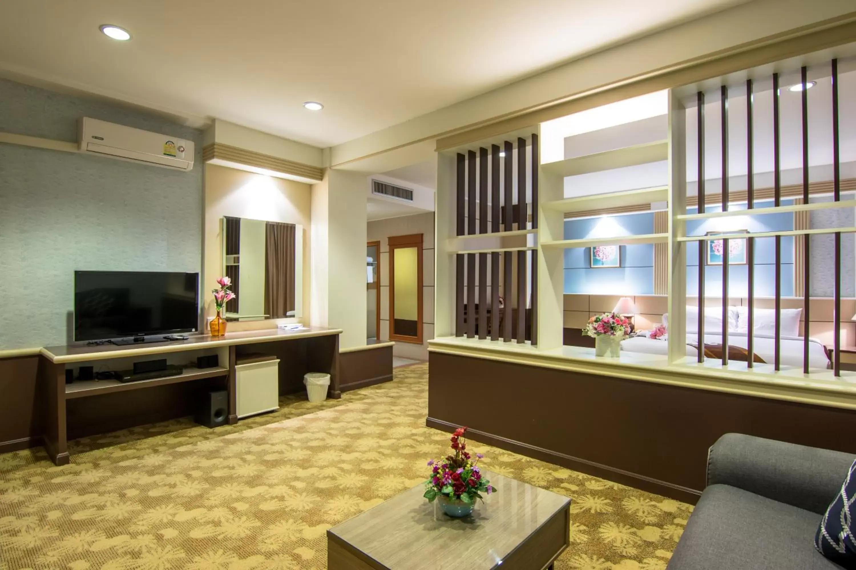 TV/Entertainment Center in Siamgrand Hotel