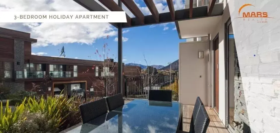 Balcony/Terrace in Queenstown Village Apartments