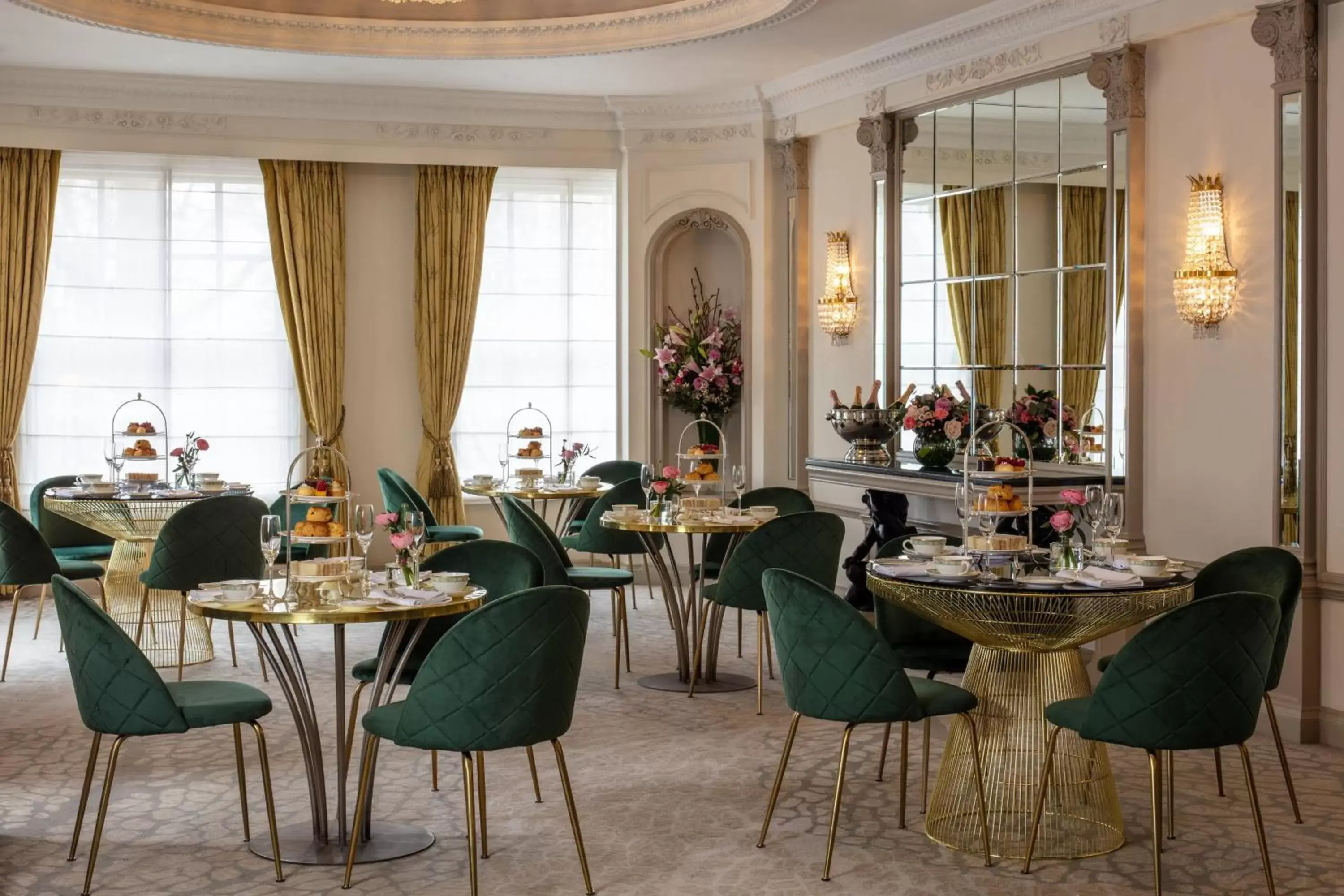 Meeting/conference room, Restaurant/Places to Eat in JW Marriott Grosvenor House London