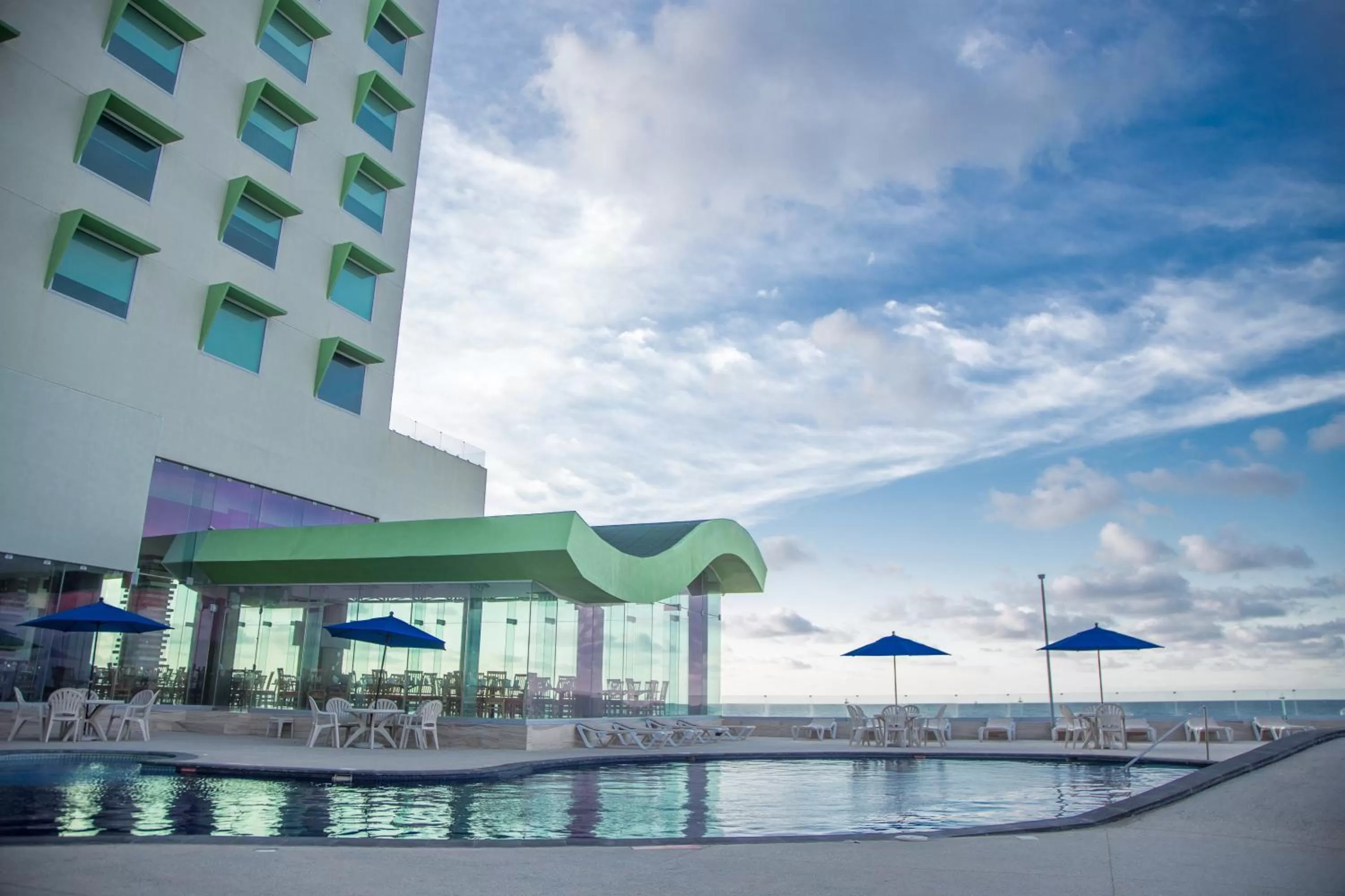 Swimming pool in Holiday Inn Coatzacoalcos by IHG