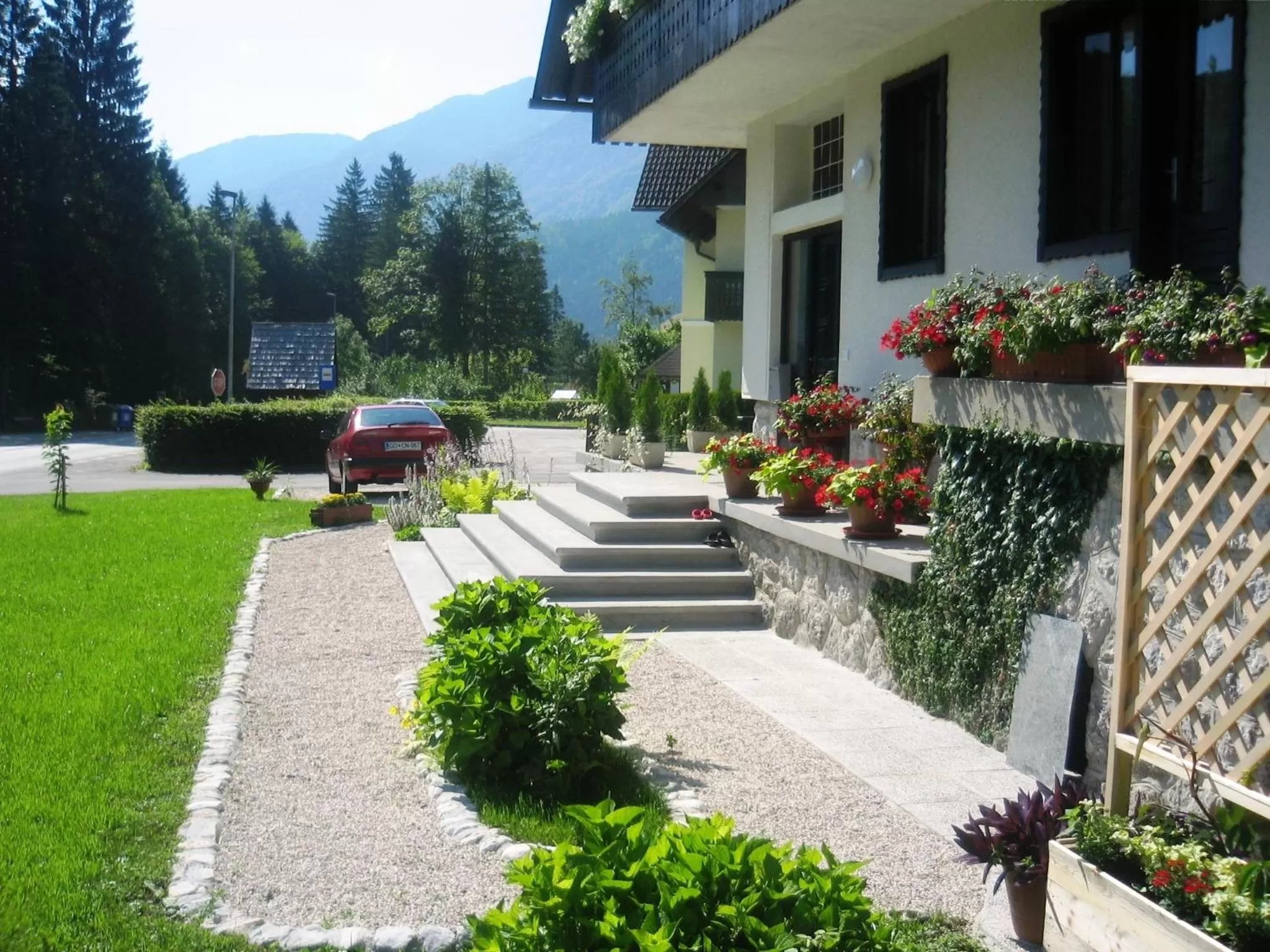 Property building, Garden in Sobe Ćuskić