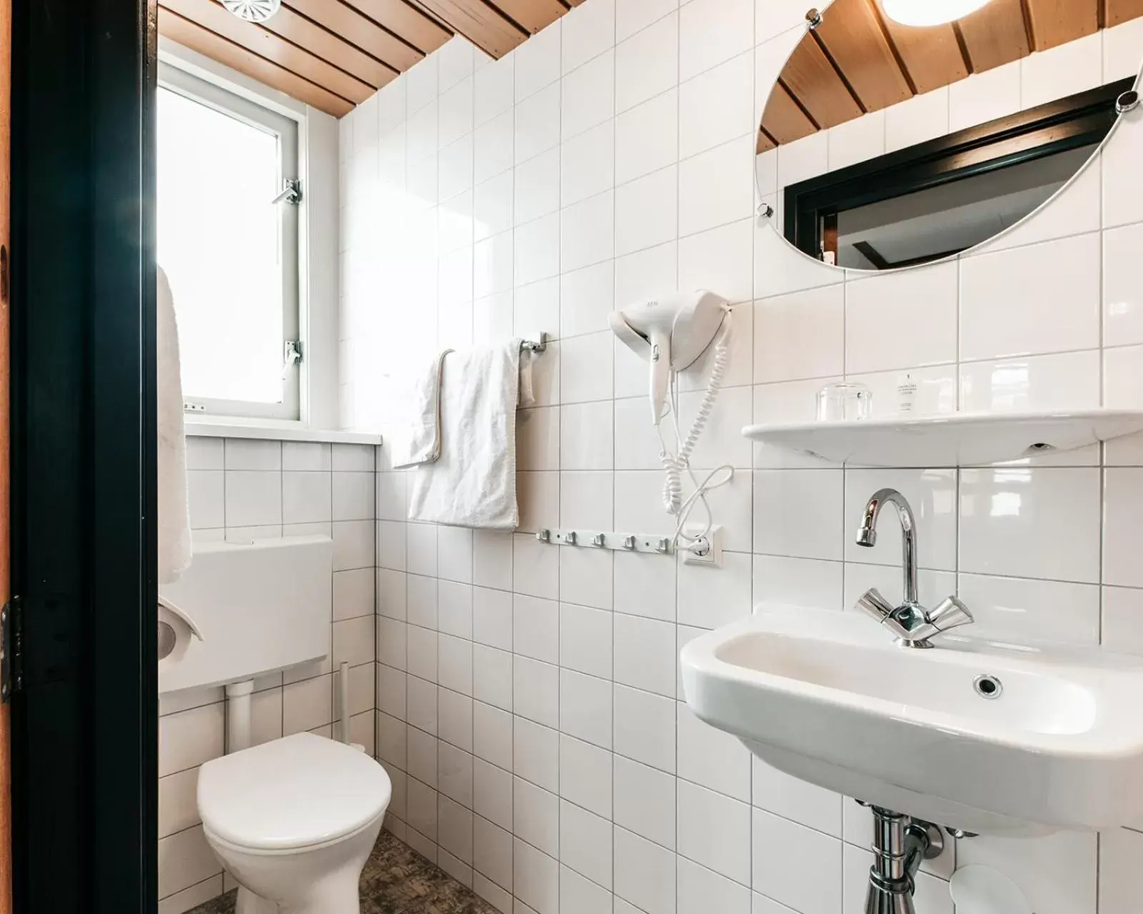Toilet, Bathroom in Hotel van Gelder