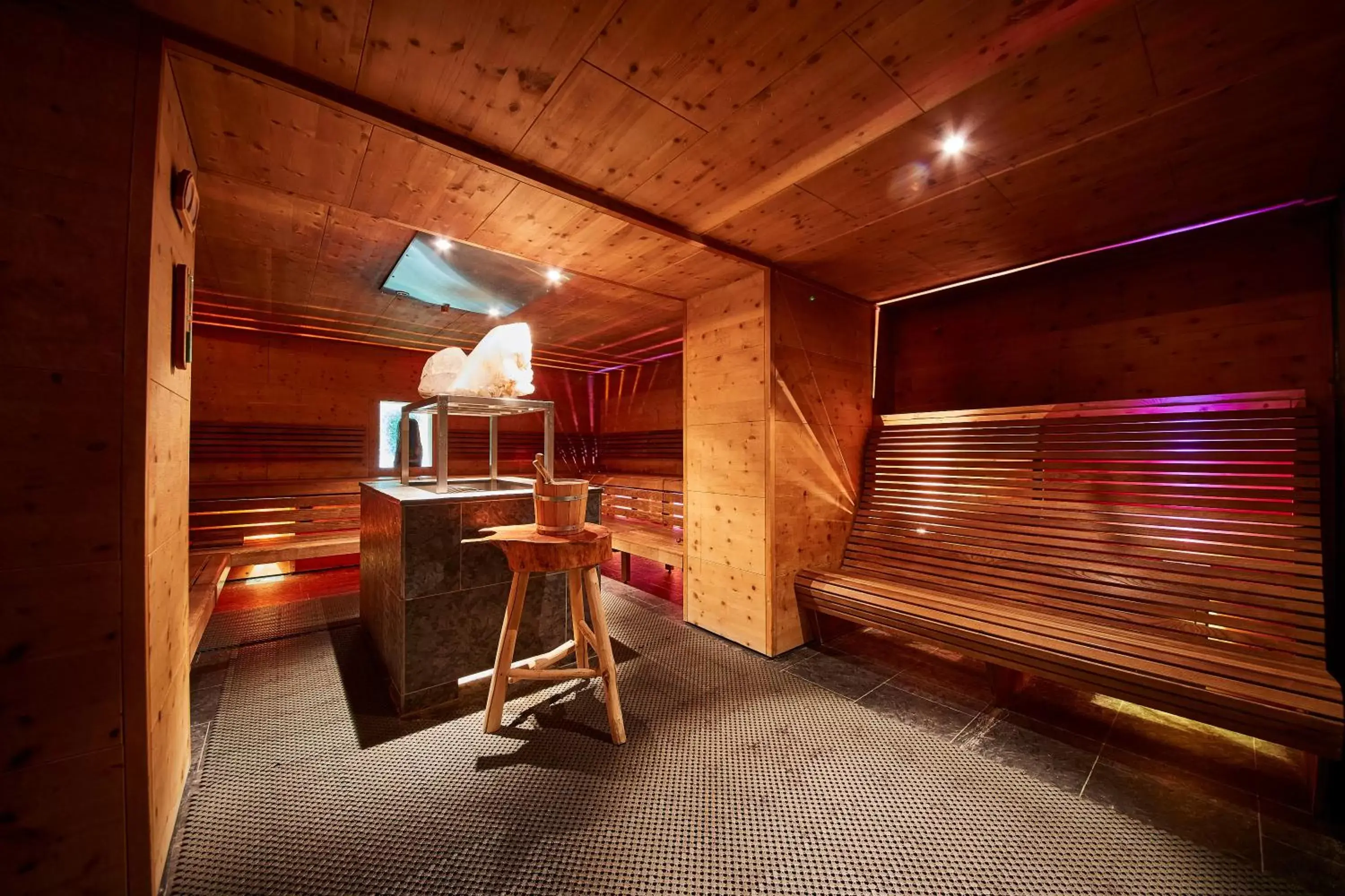 Sauna in Hotel Alpine Palace