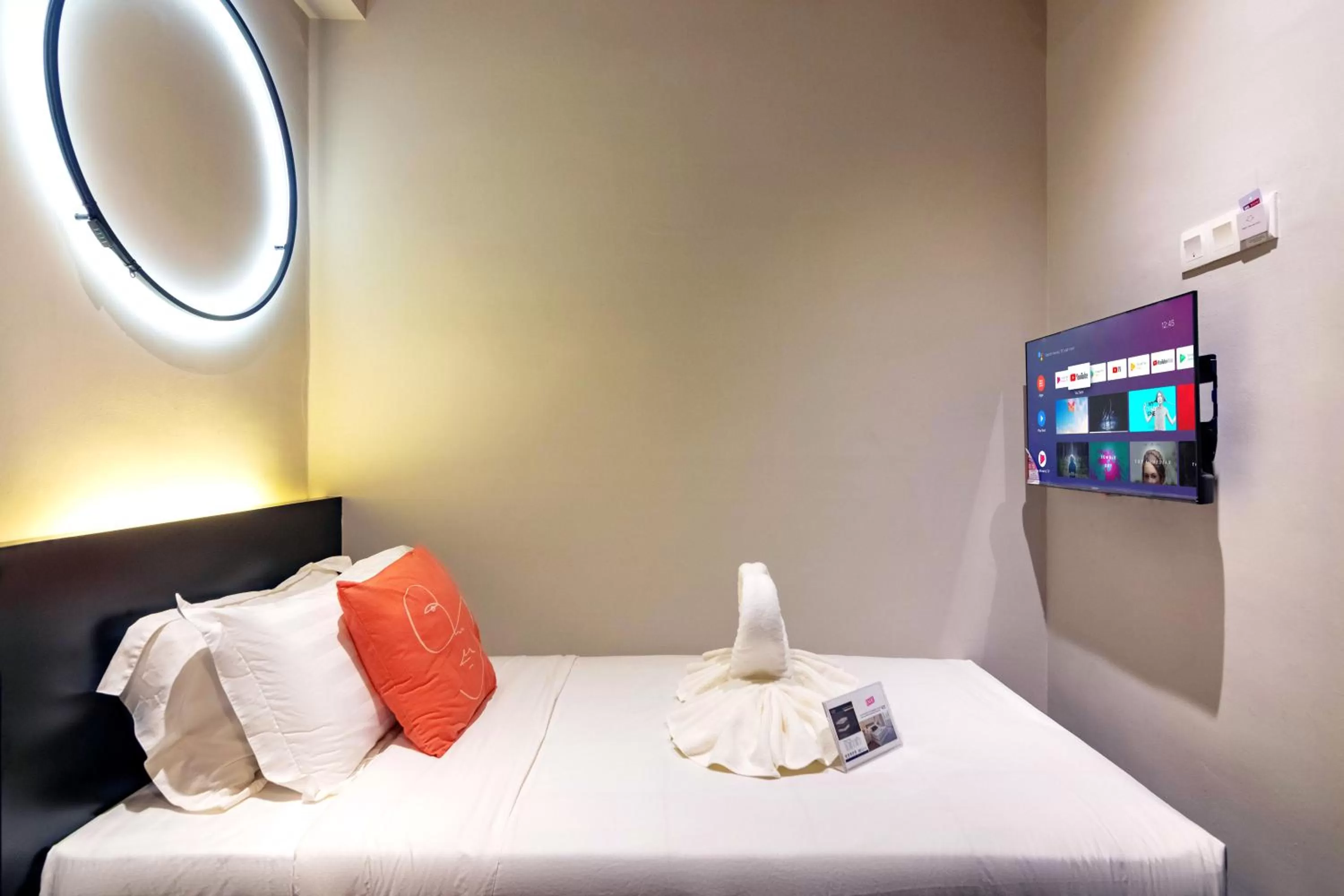 Bed in Ink Hotel by ALV