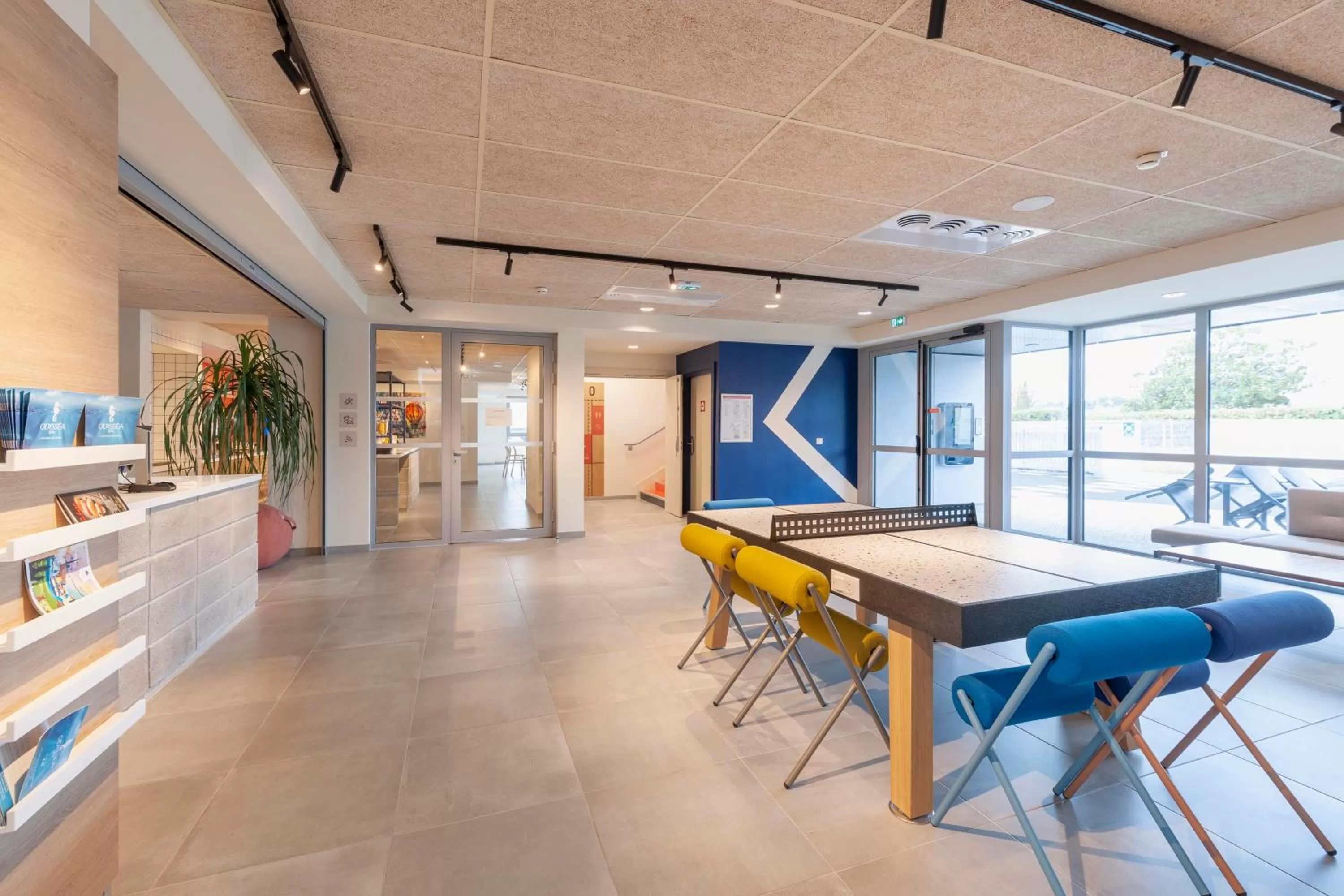 Table tennis in Ibis Budget Mont De Marsan