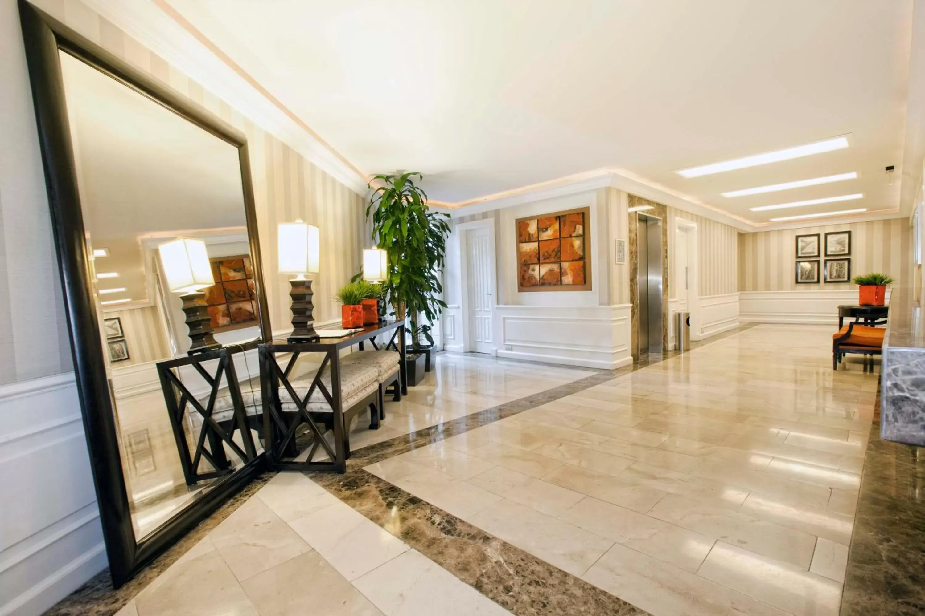 Lobby or reception, Lobby/Reception in Grand Polanco Residencial