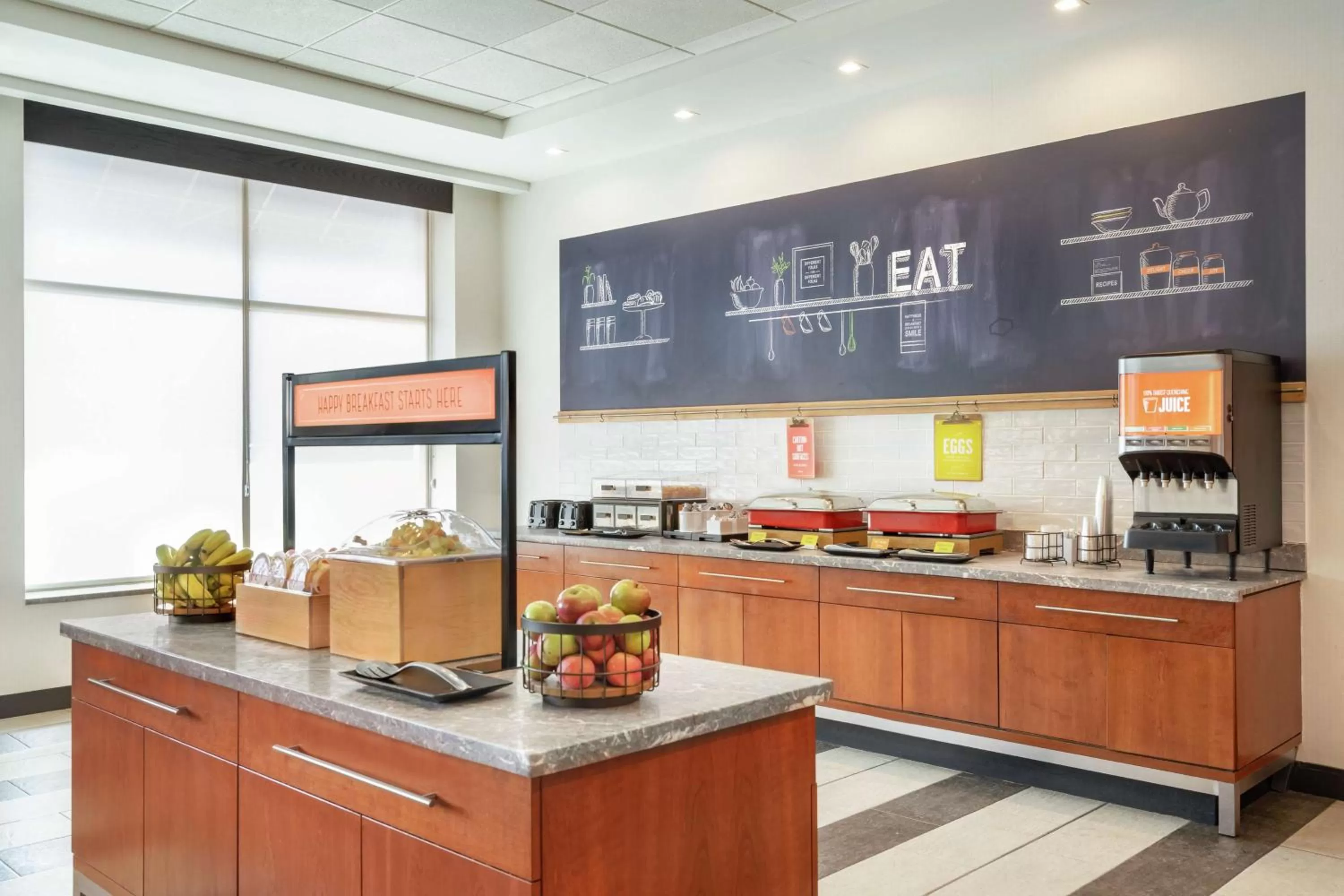 Breakfast in Hampton Inn Portland Downtown Waterfront