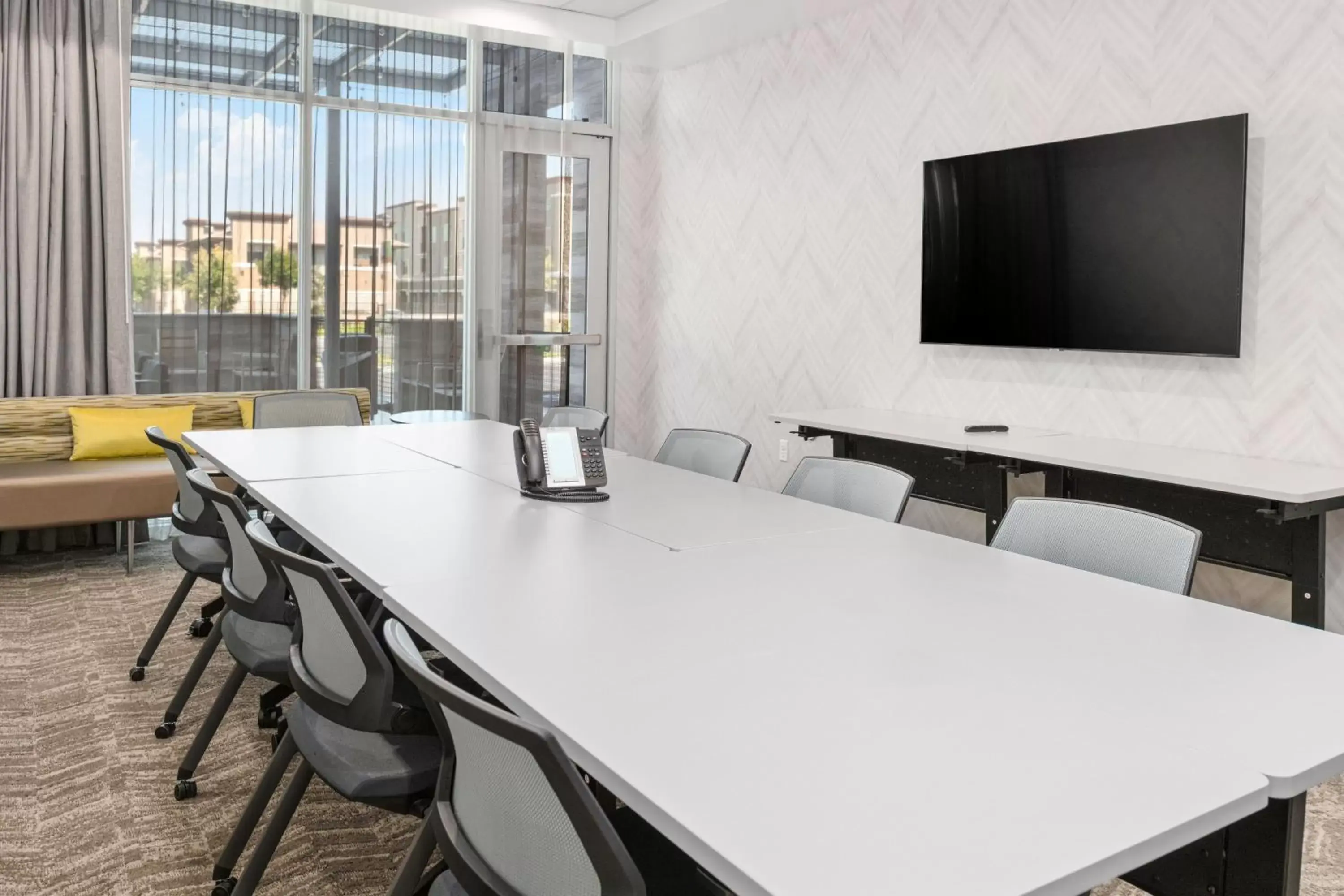 Meeting/conference room in SpringHill Suites by Marriott Riverside Redlands