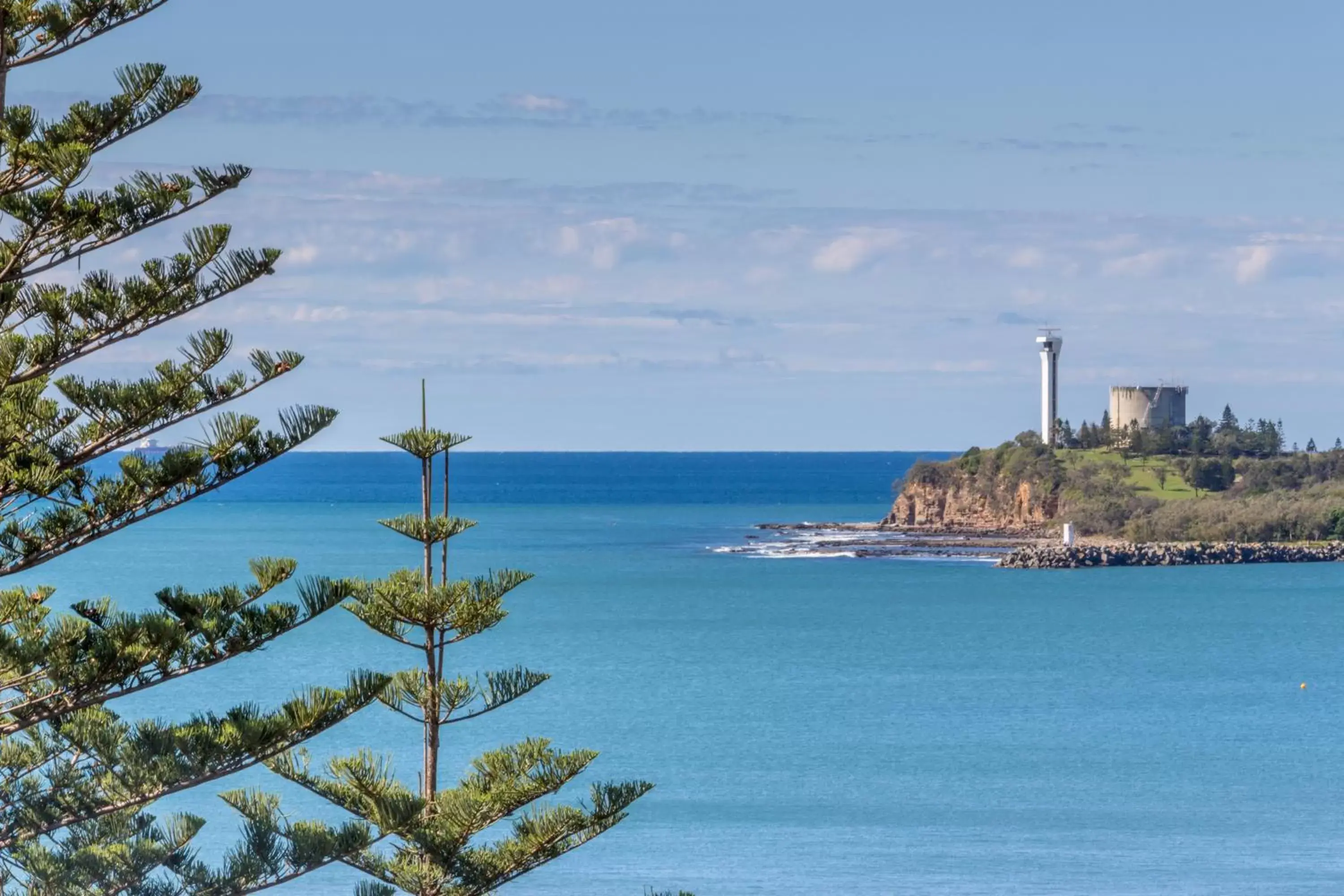 Sea View in Windward Apartments