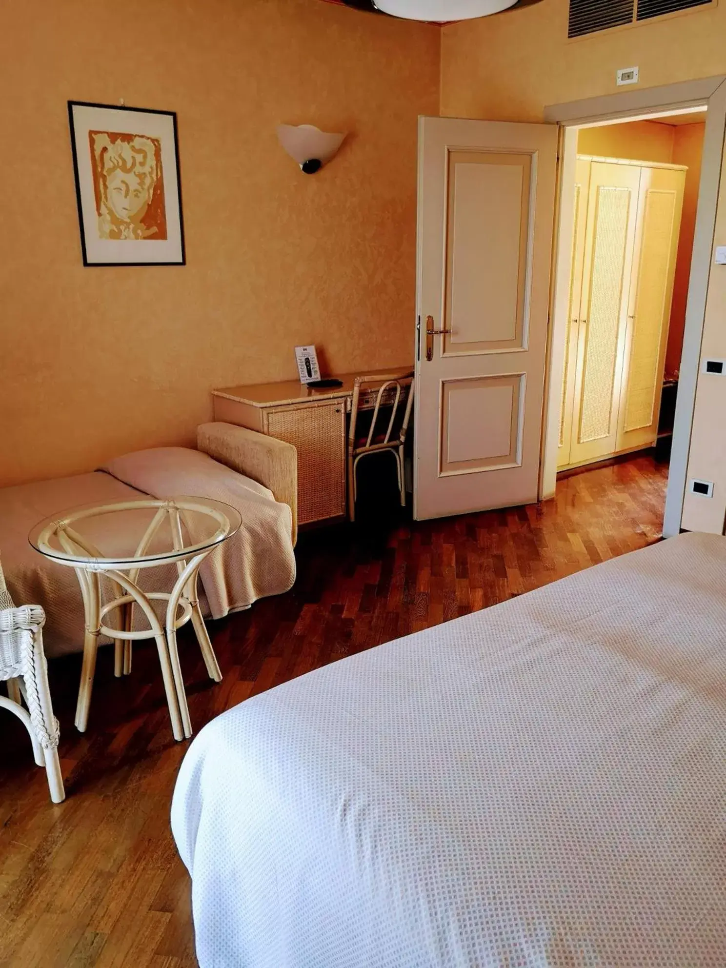 Photo of the whole room, Bed in Serravalle Golf Hotel