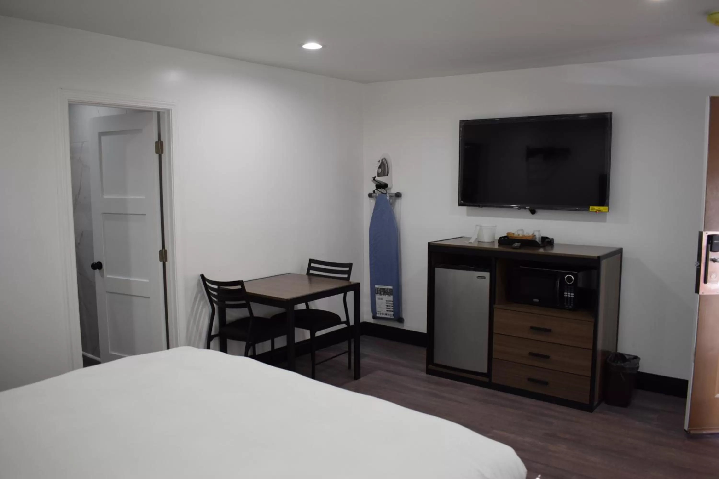 TV and multimedia in Hyde Park Motel