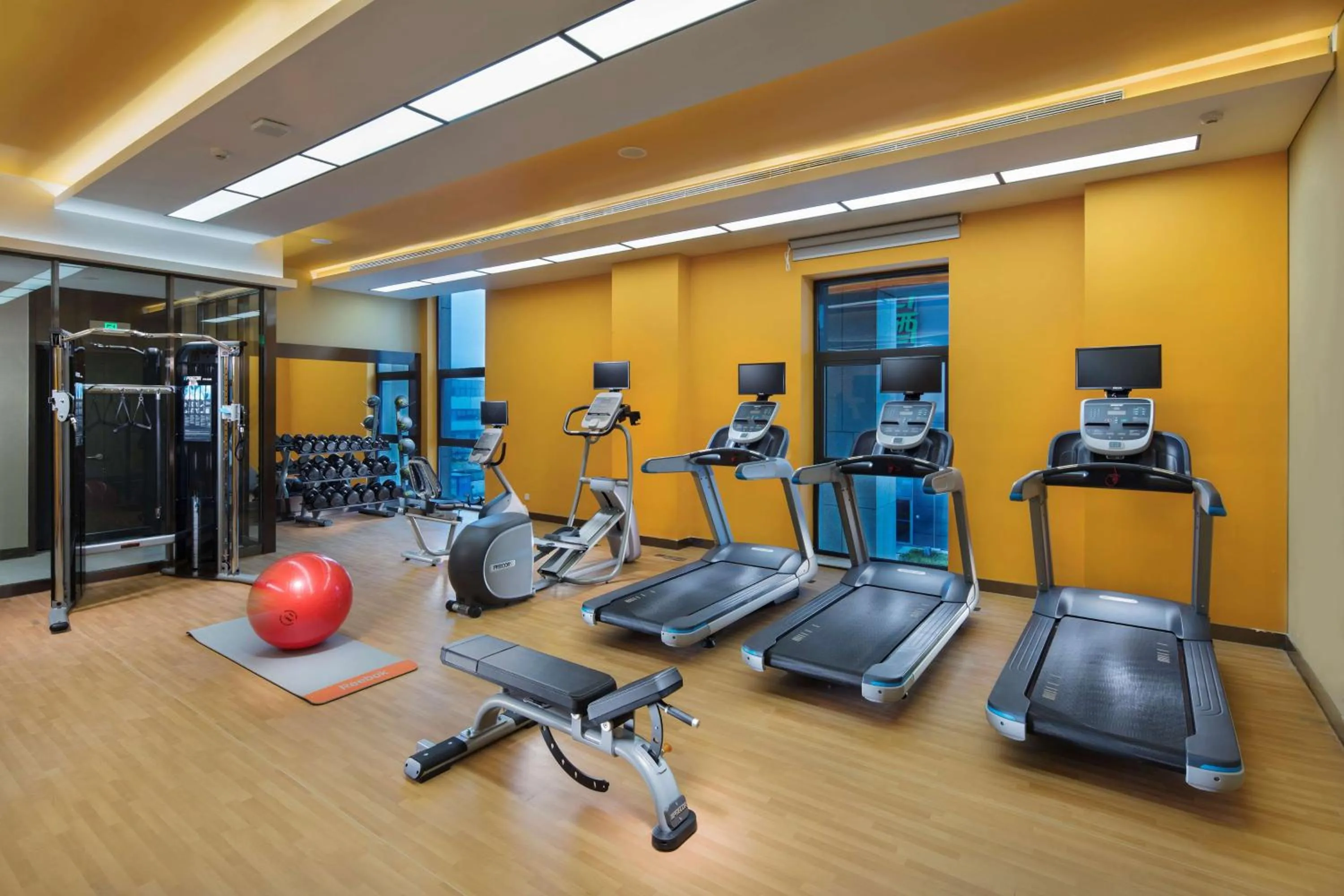 Fitness centre/facilities in Hilton Garden Inn Shanghai Hongqiao NECC