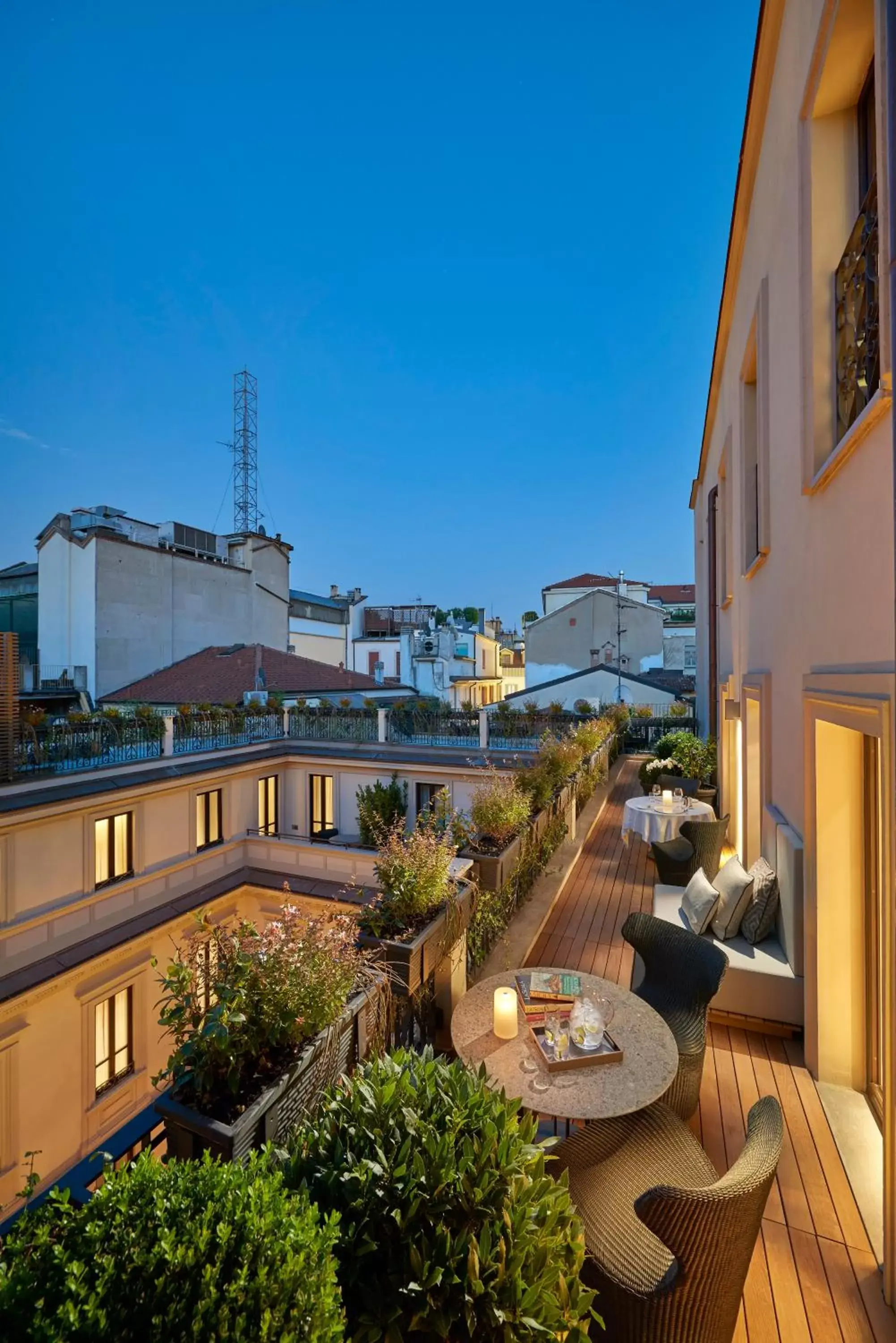 Balcony/Terrace in Mandarin Oriental, Milan