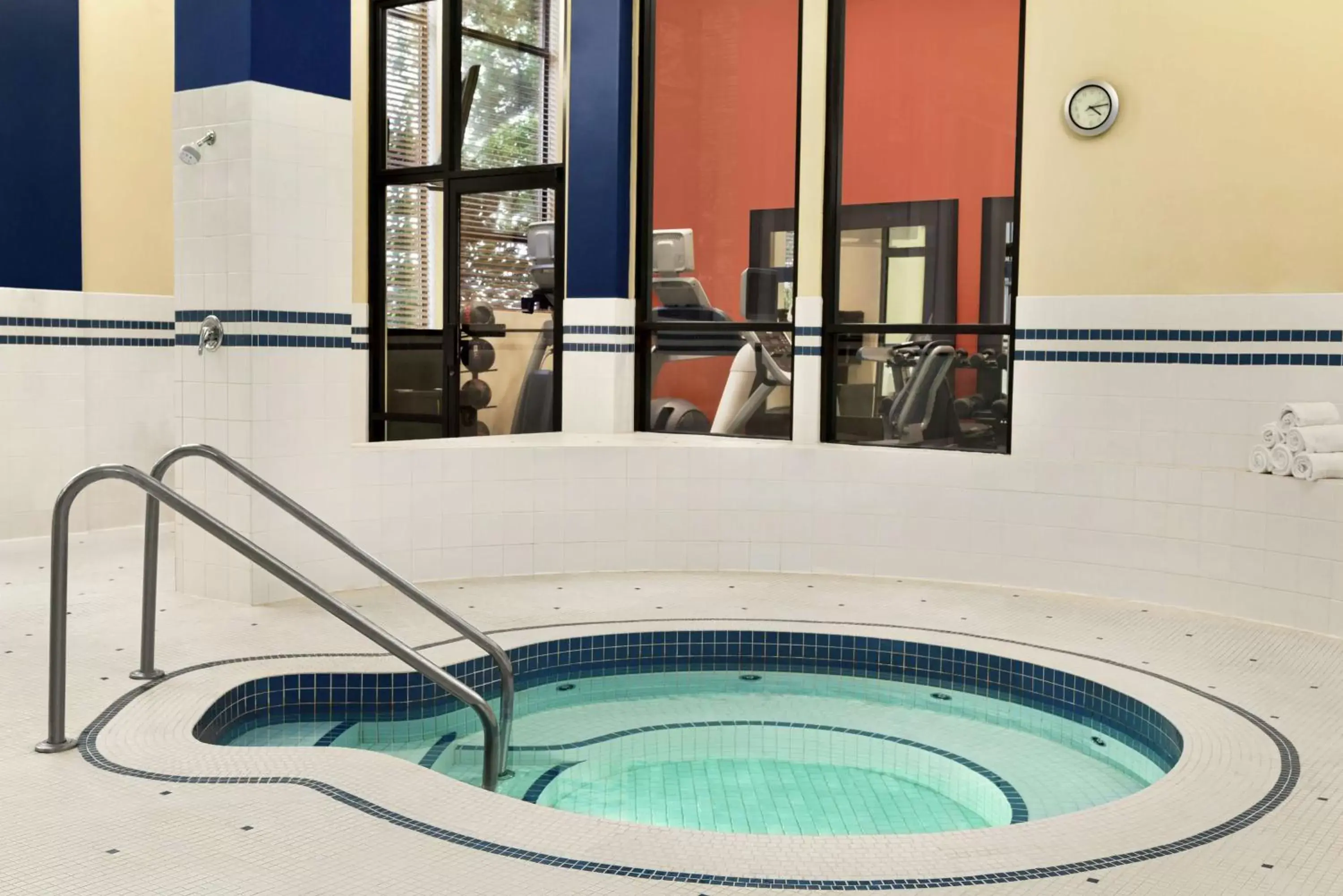 Sports, Swimming Pool in Hampton Inn & Suites by Hilton Langley-Surrey