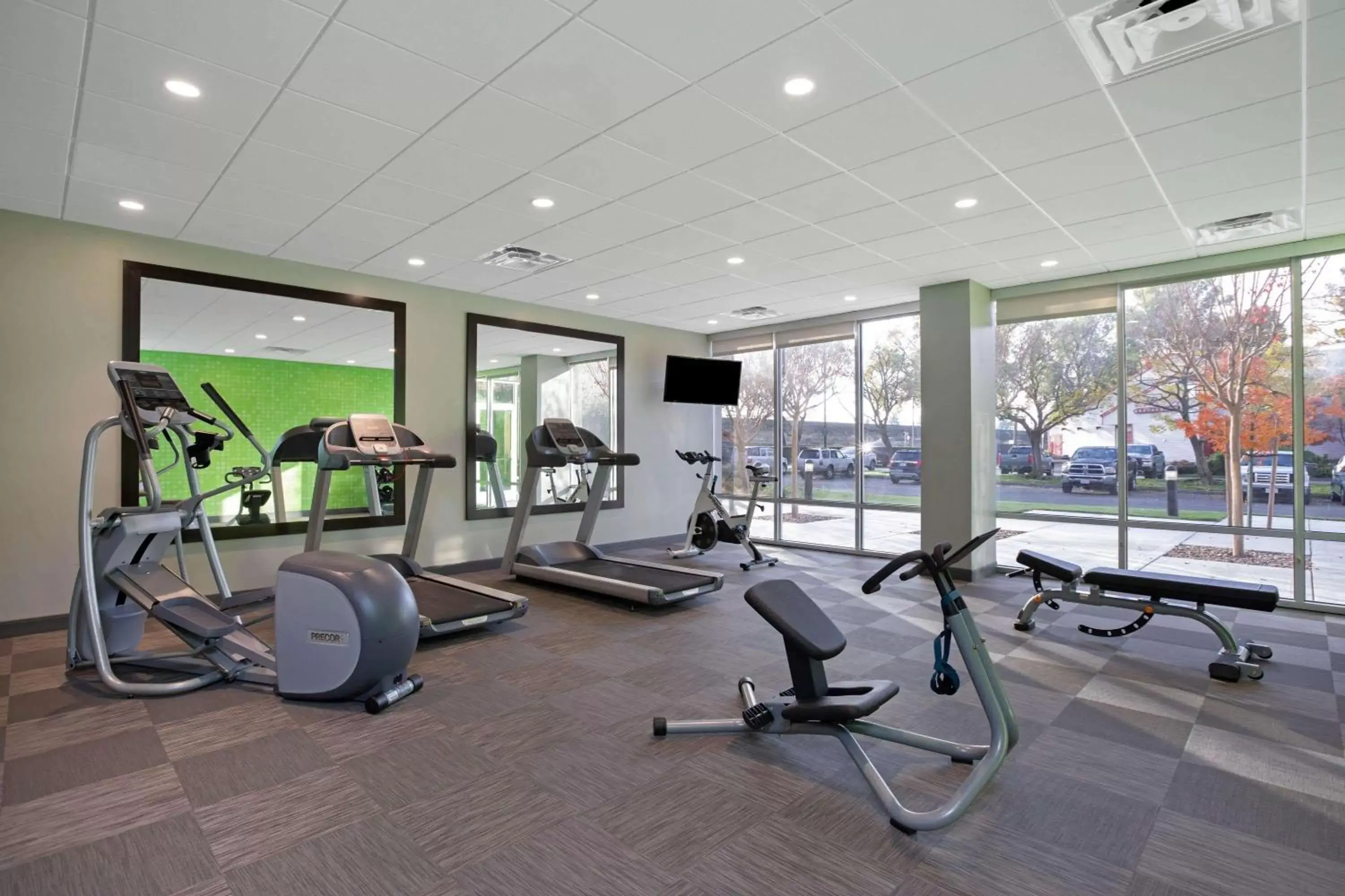 Fitness centre/facilities, Fitness Center/Facilities in La Quinta by Wyndham Rancho Cordova Sacramento