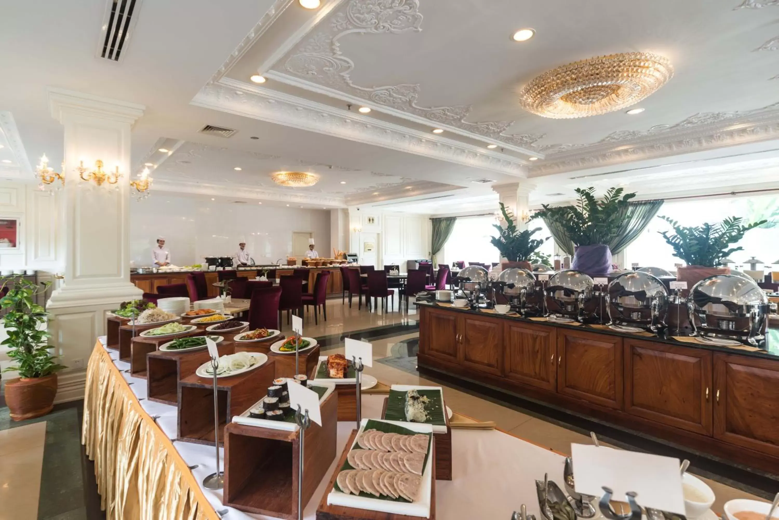 Buffet breakfast, Restaurant/Places to Eat in Regency Angkor Hotel