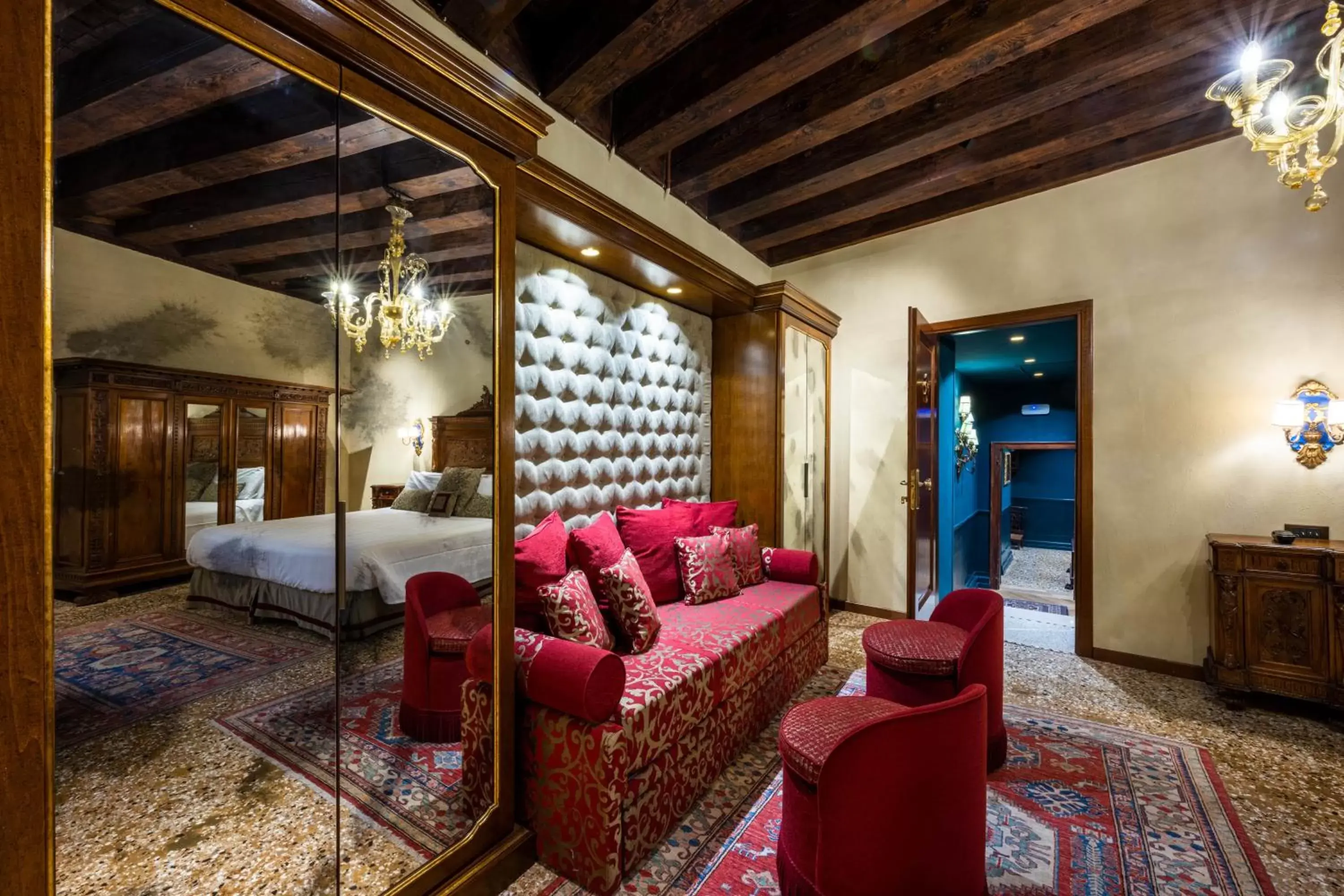 Bedroom, Seating Area in Hotel Palazzo Priuli