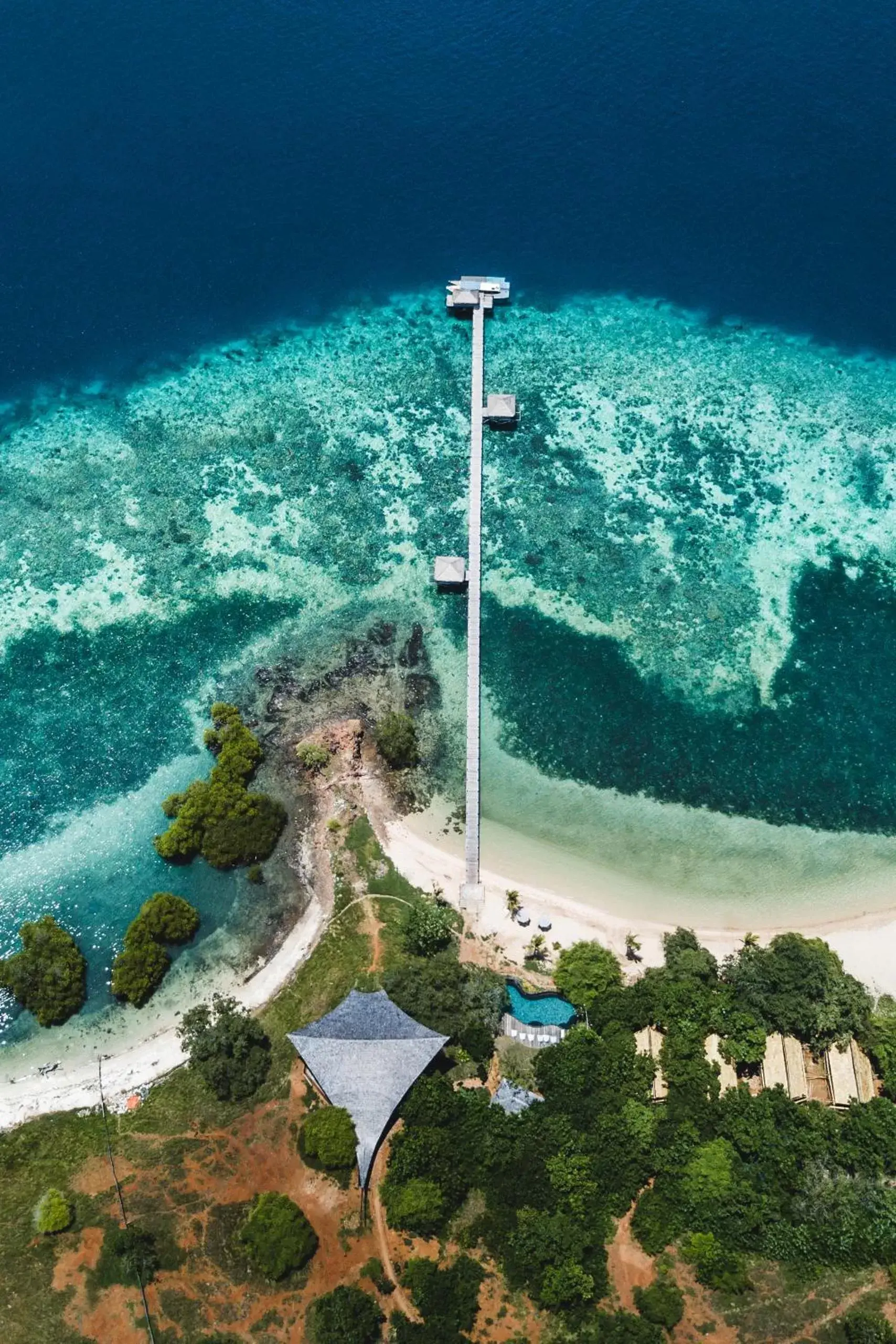 Bird's eye view, Bird's-eye View in The Seraya Resort Komodo