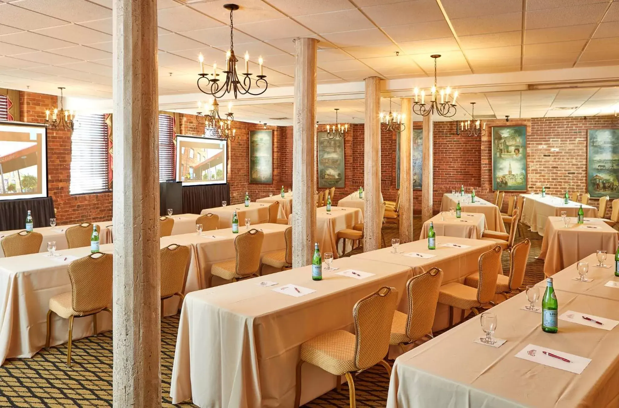Banquet/Function facilities, Restaurant/Places to Eat in The Historic Brookstown Inn, Trademark Collection by Wyndham
