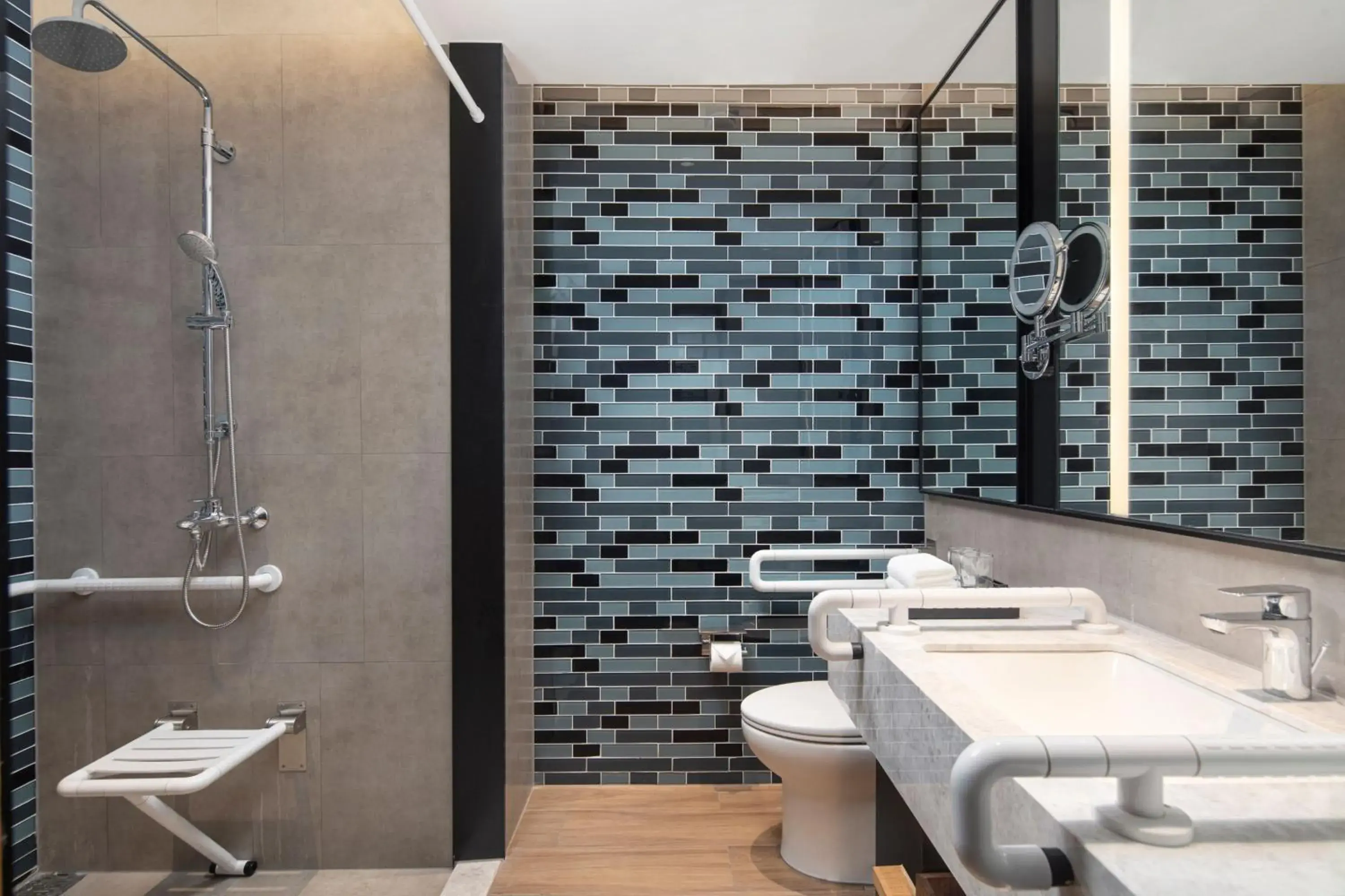 Bathroom in Fairfield by Marriott Hangzhou Xiaoshan