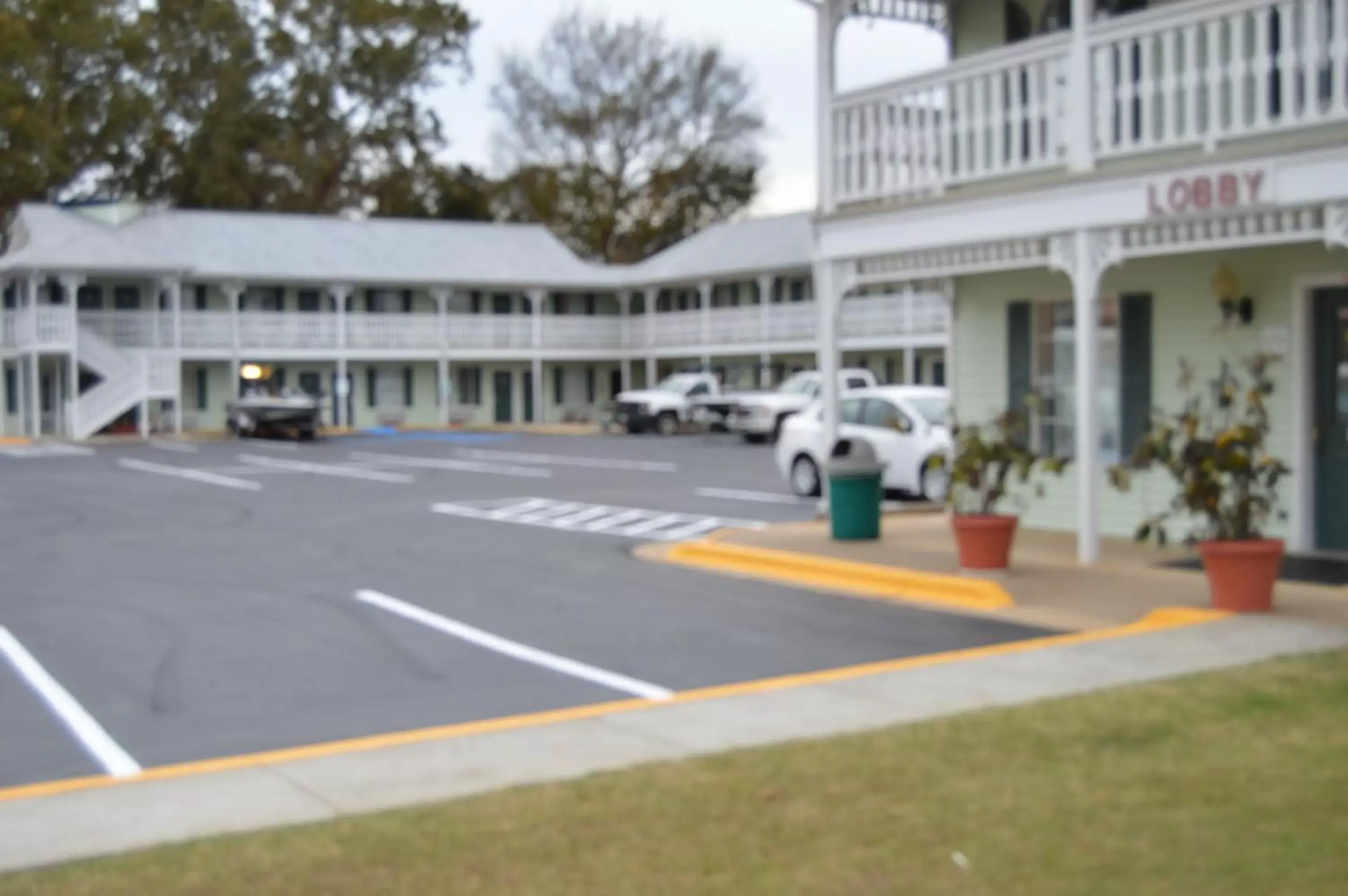 Street view, Property Building in Key West Inn - Tuscumbia