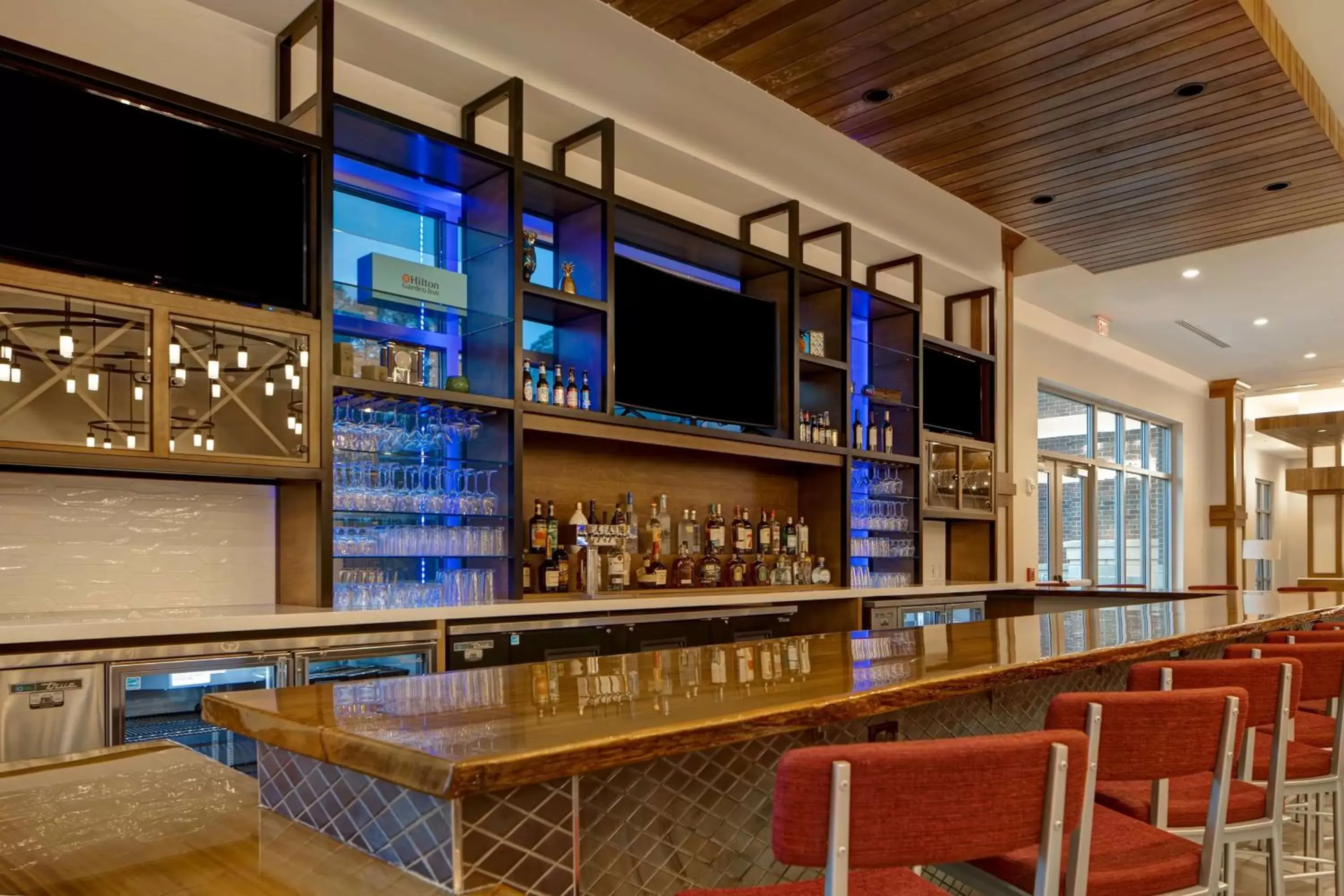 Lounge or bar in Hilton Garden Inn Summerville, Sc