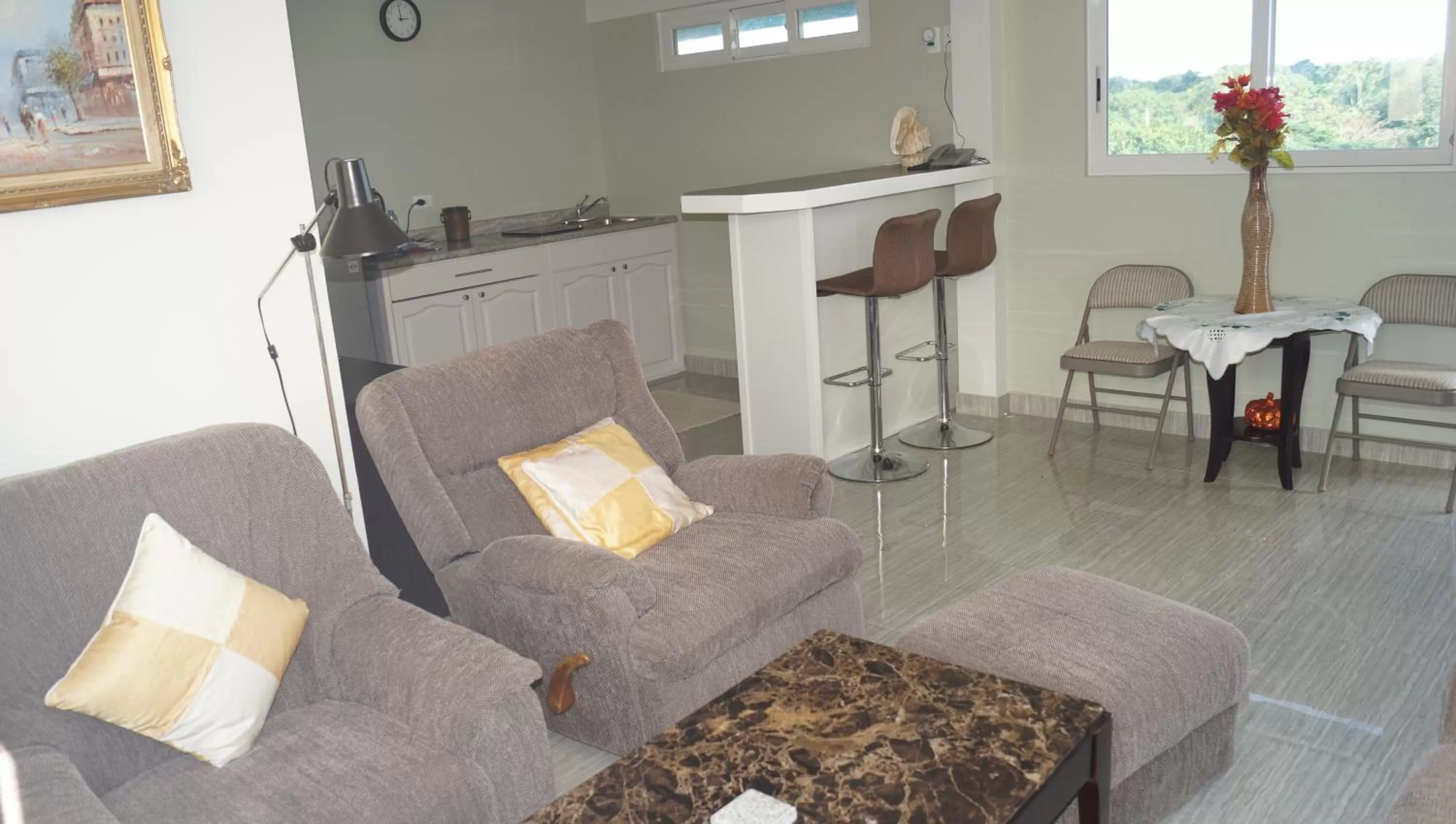 Living room in Panglao Sea Resort - Tangnan