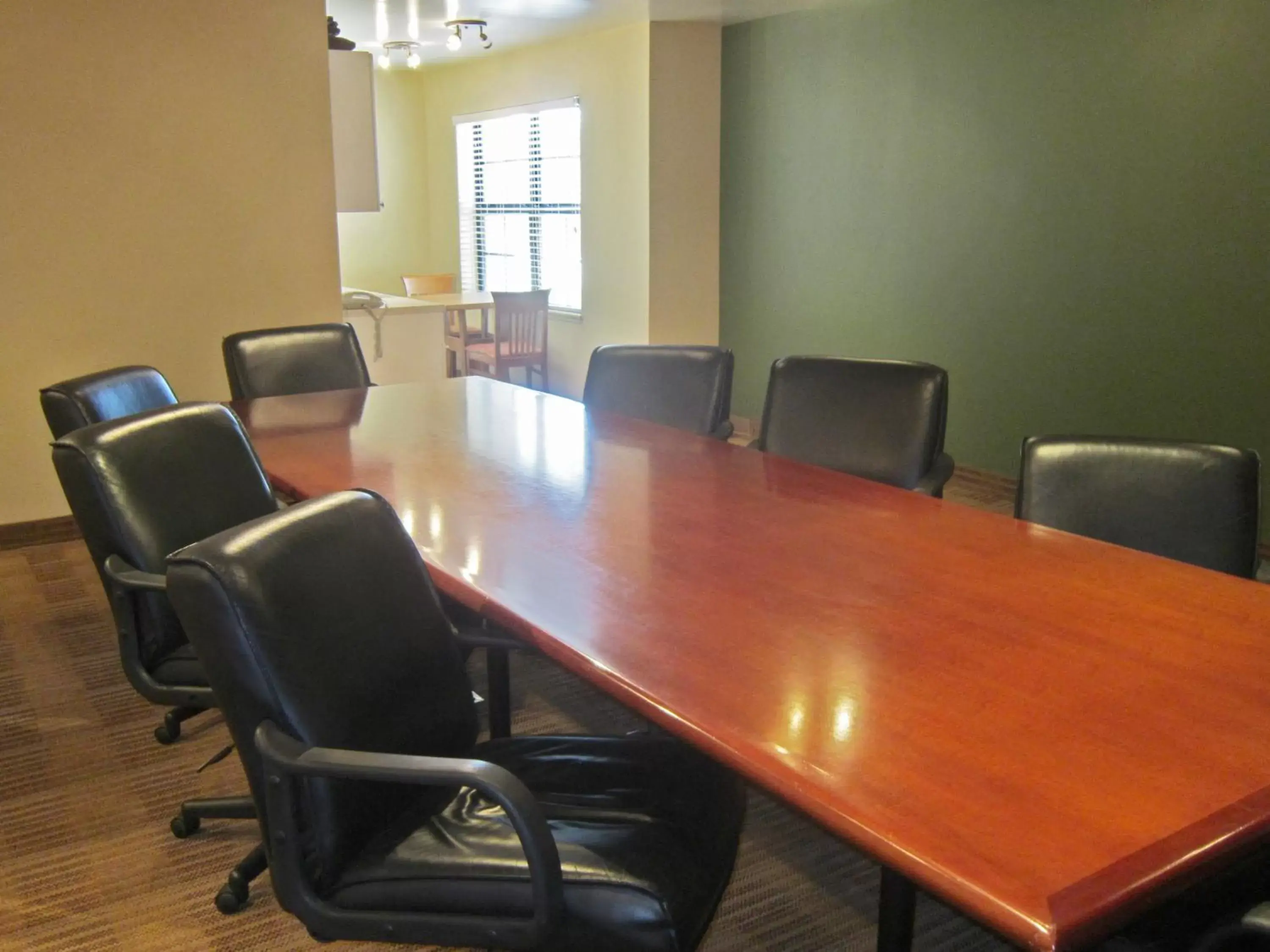 Meeting/conference room in Extended Stay America Suites - Fayetteville - Cross Creek Mall