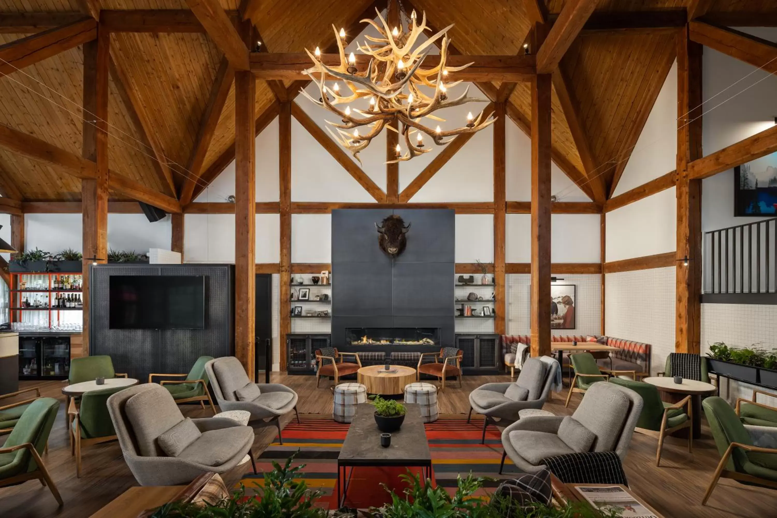 Lounge or bar, Lobby/Reception in Buffalo Mountain Lodge