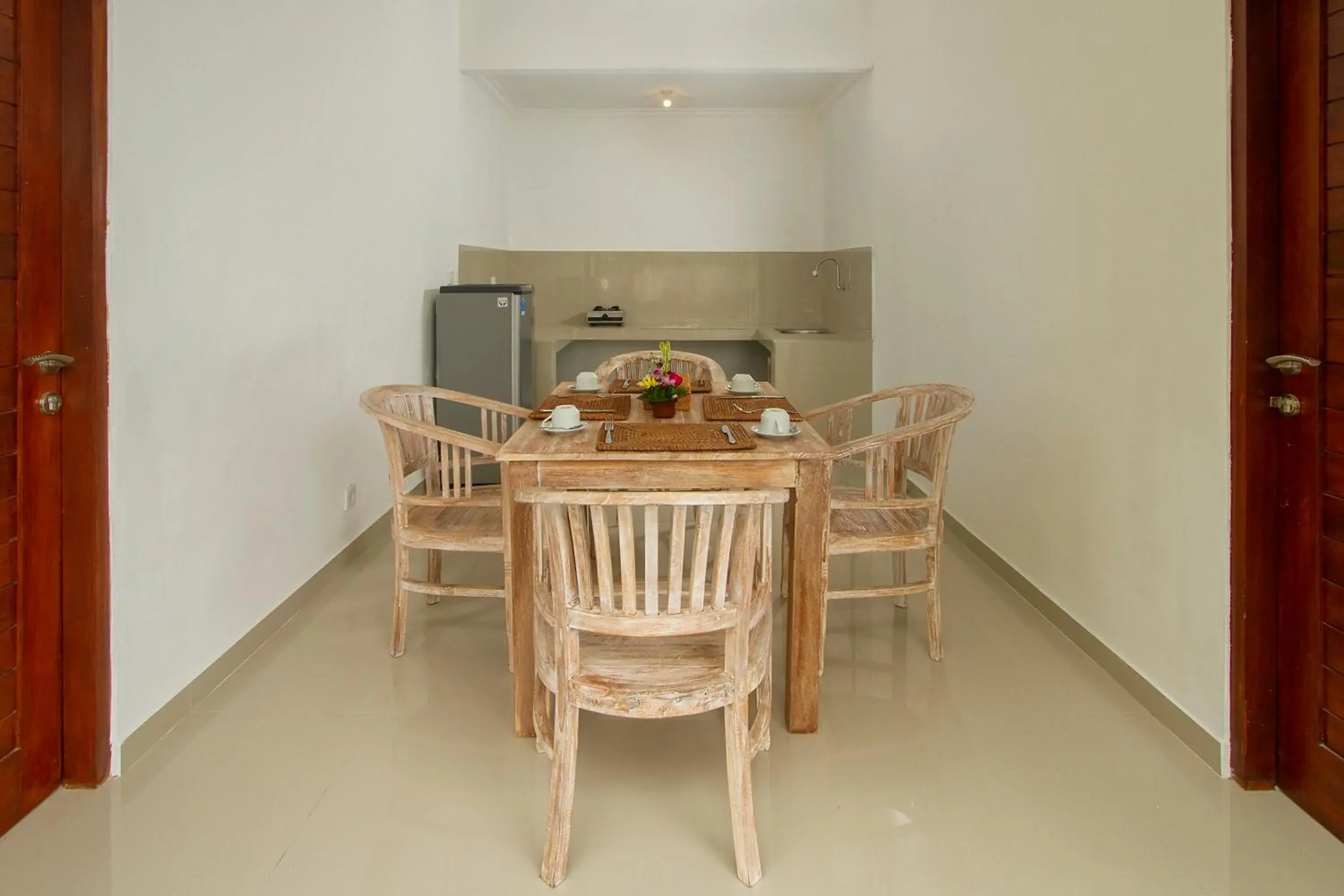 Kitchen or kitchenette, Dining Area in Pondok Ayu Shanti