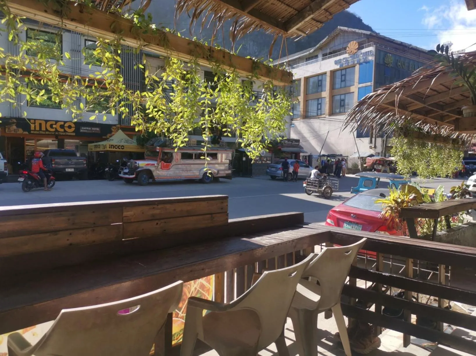 Restaurant/places to eat in One Hostel - El Nido