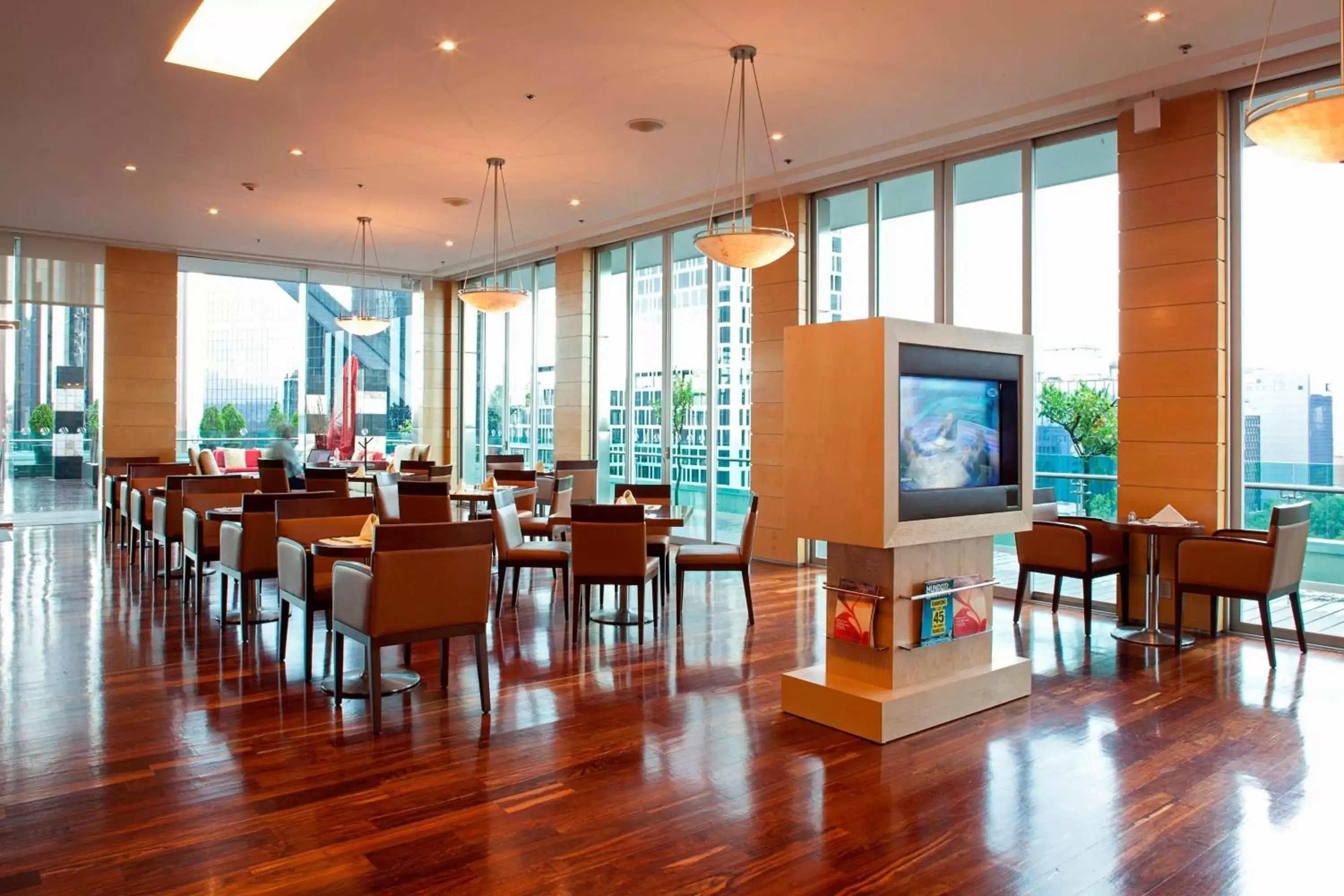 Lounge or bar, Restaurant/Places to Eat in Mexico City Marriott Reforma Hotel