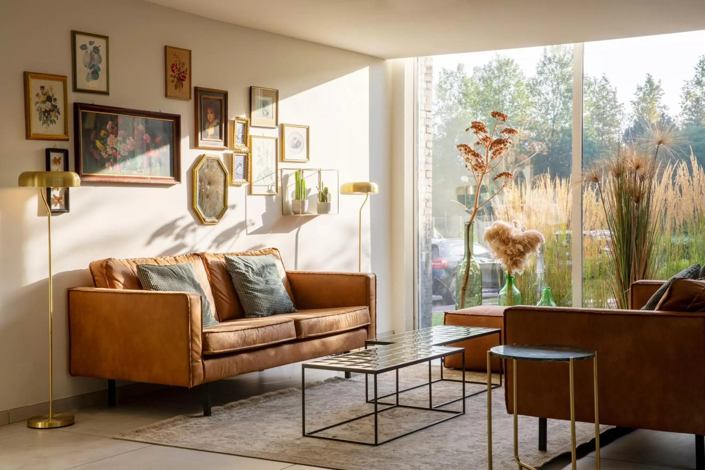 Property building in Best Western Hotel du Lac Dunkerque- Restaurant ouvert 7/7 midi et soir Property building in Best Western Hotel du Lac Dunkerque- Restaurant ouvert 7/7 midi et soir