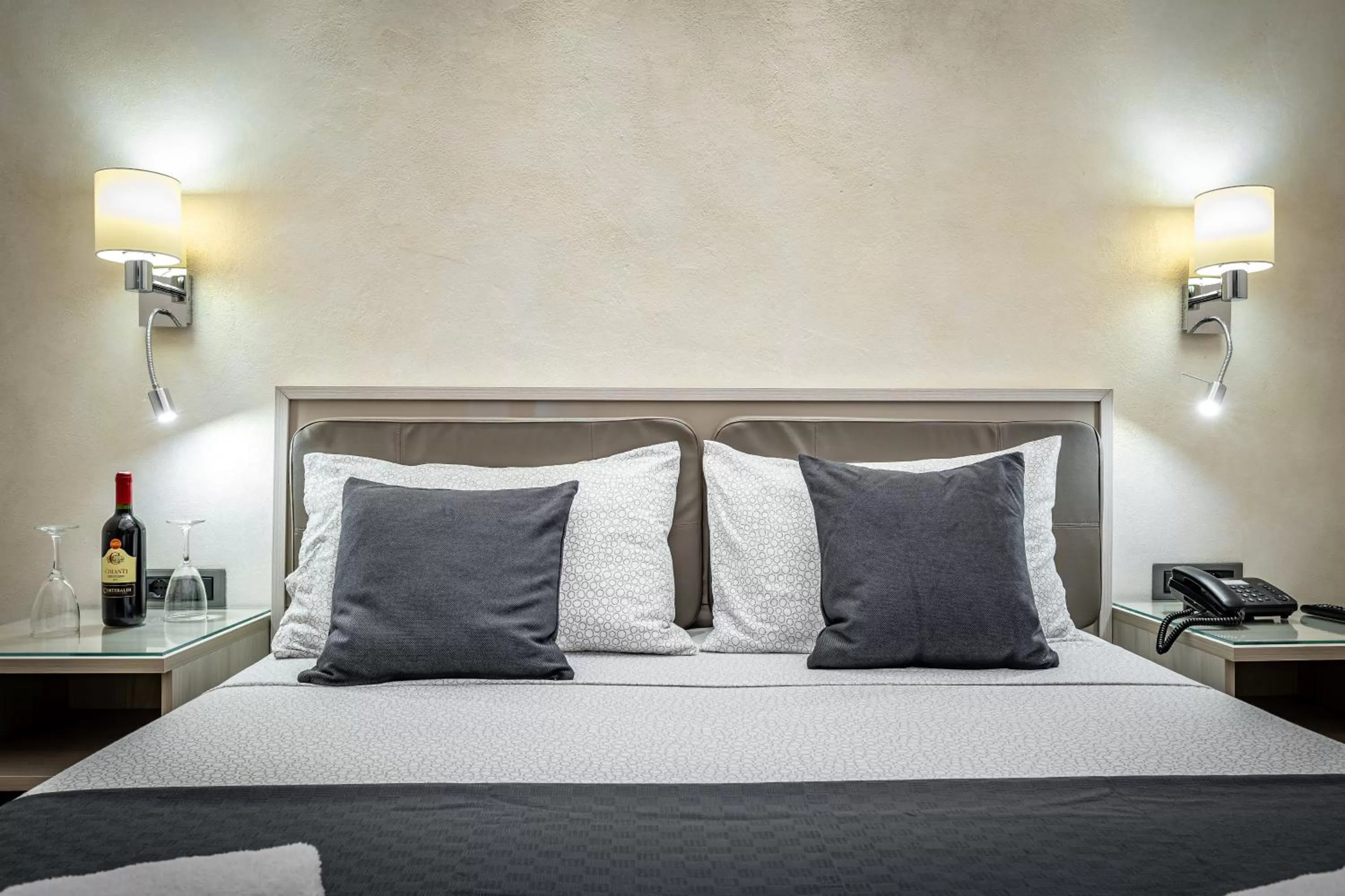 Bed in B&B Lorenzo de' Medici