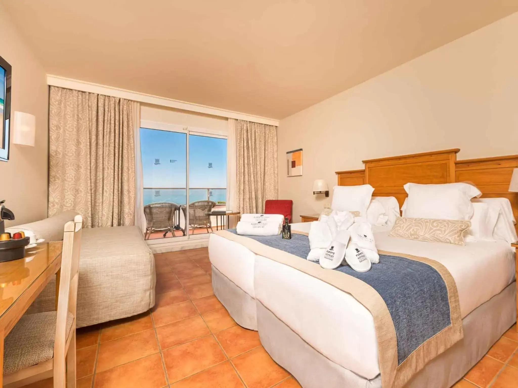 Exclusive Double Room with Sea View in Hotel Fuerte Conil-Resort