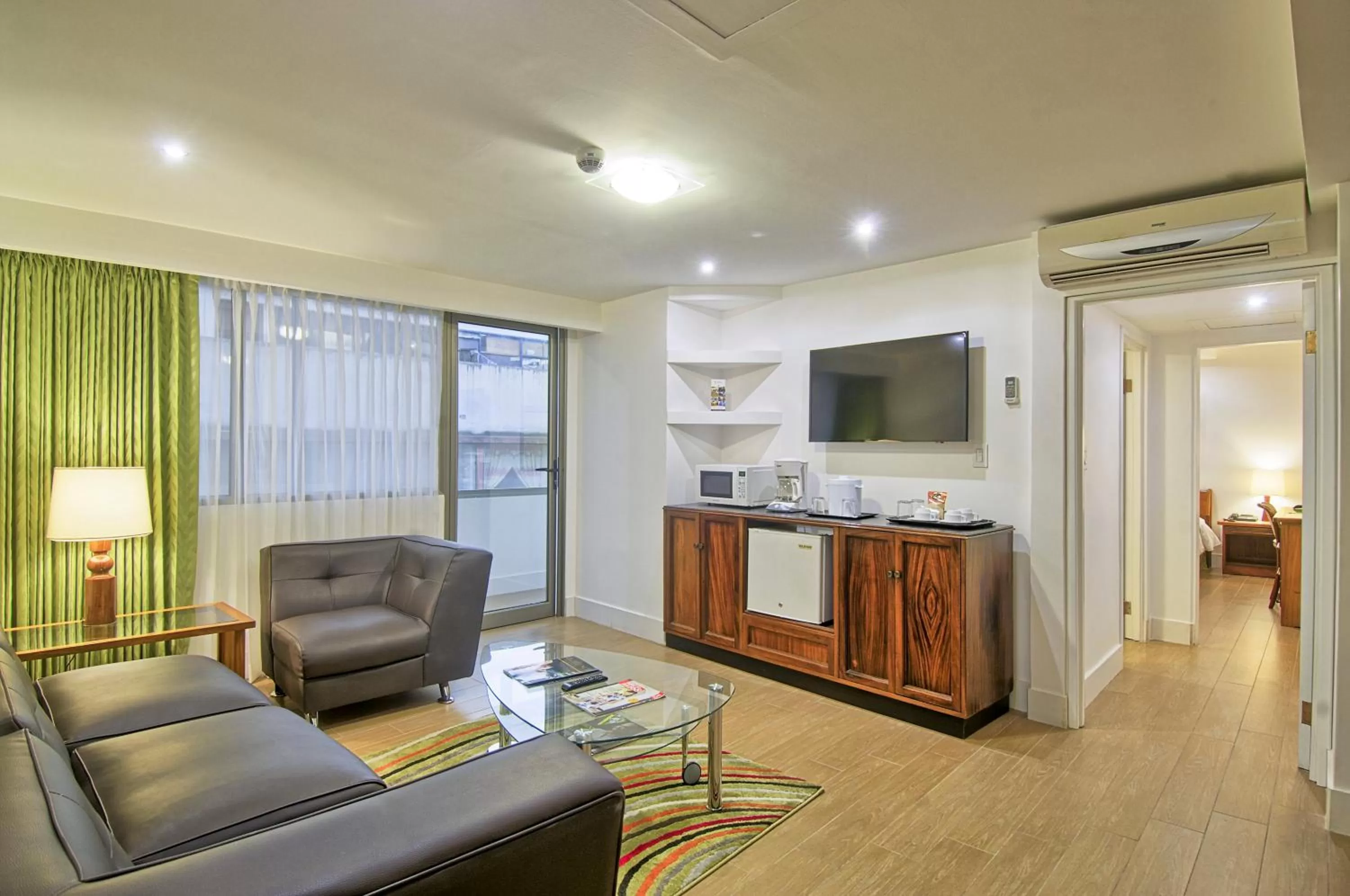 Living room in Balmoral Hotel San José CR, Historic District