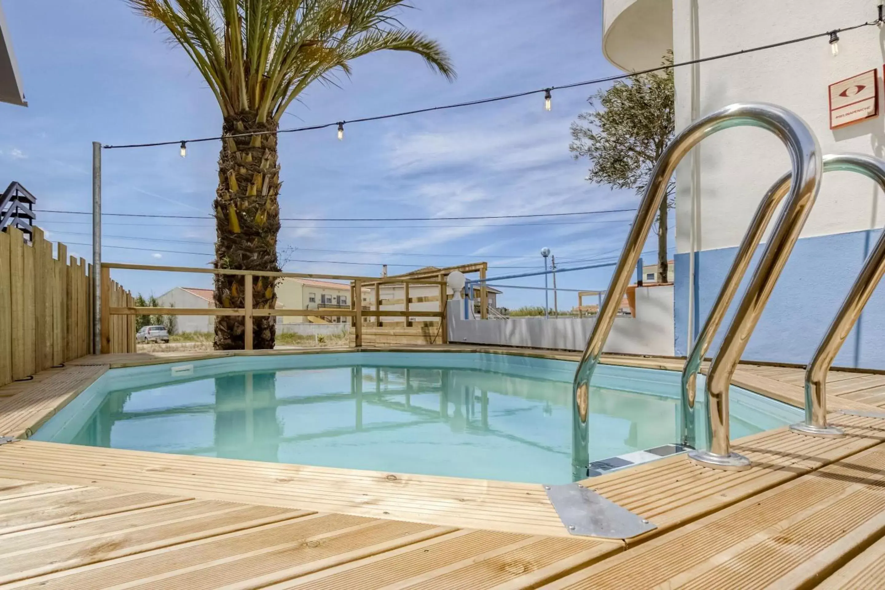 Pool view in Malacuna Peniche Pool view in Malacuna Peniche
