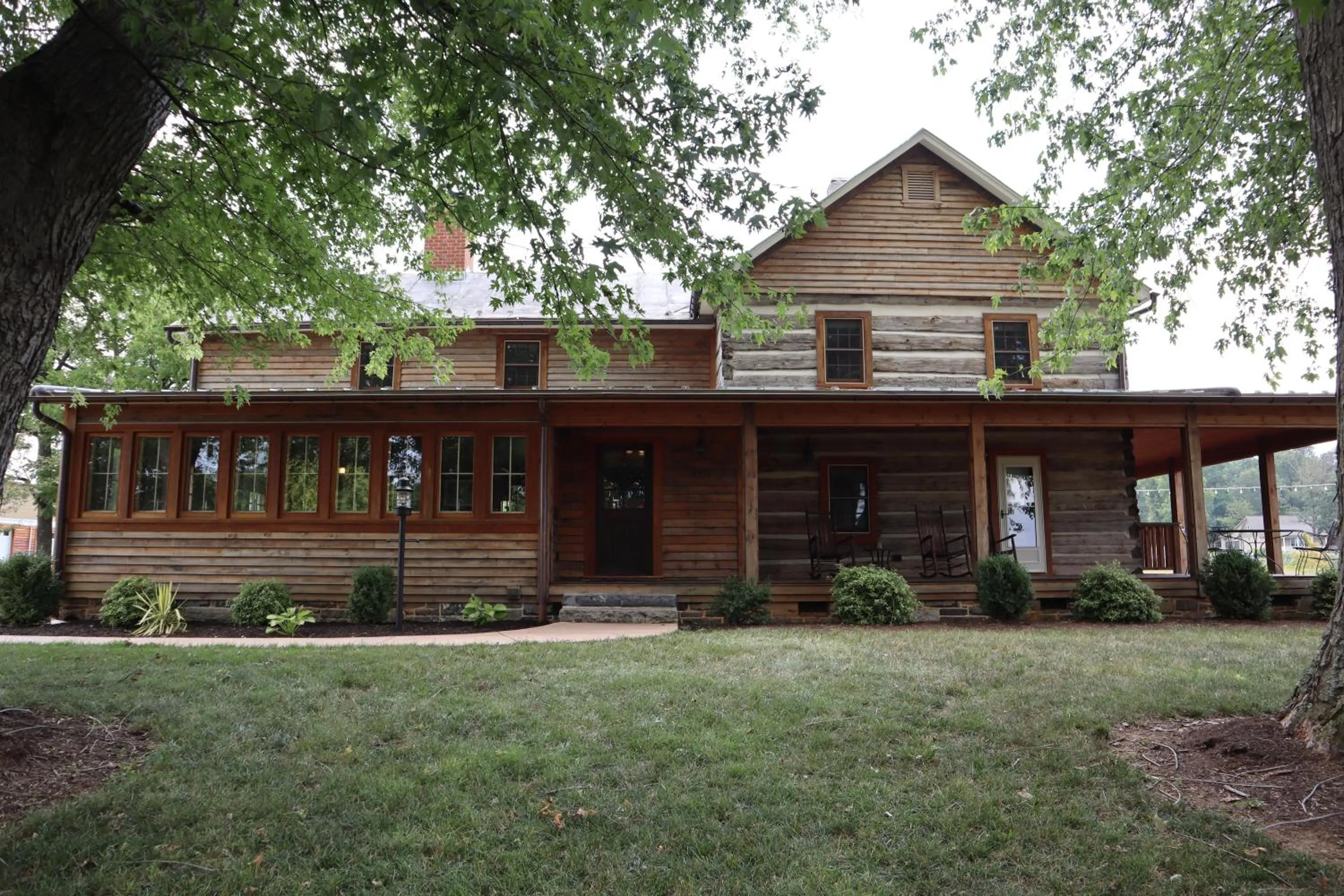 Property Building in Silver Lake Bed and Breakfast