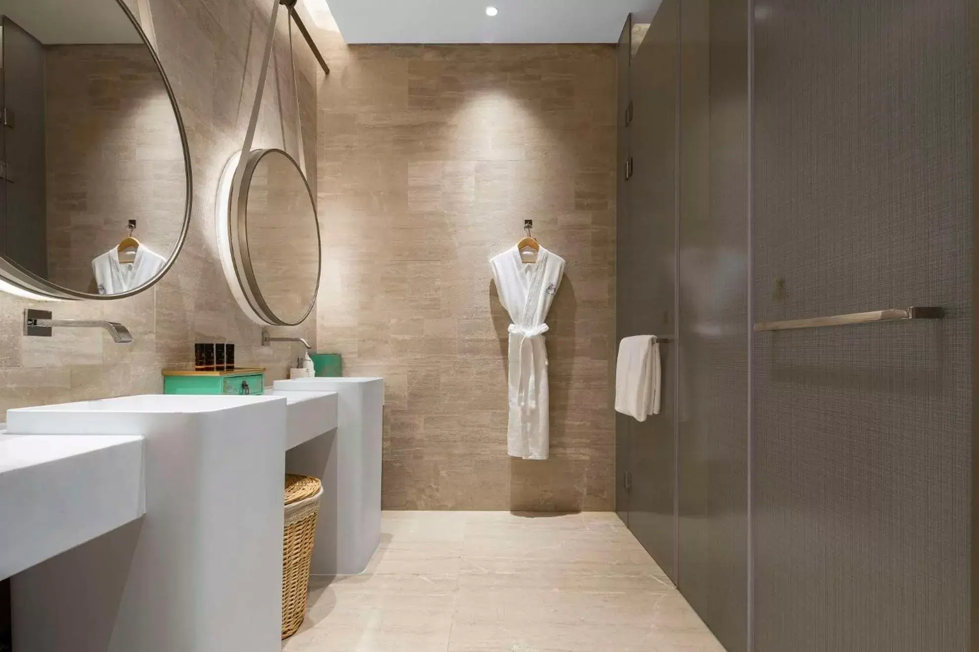 Spa and wellness centre/facilities, Bathroom in Kempinski Hotel Nanjing