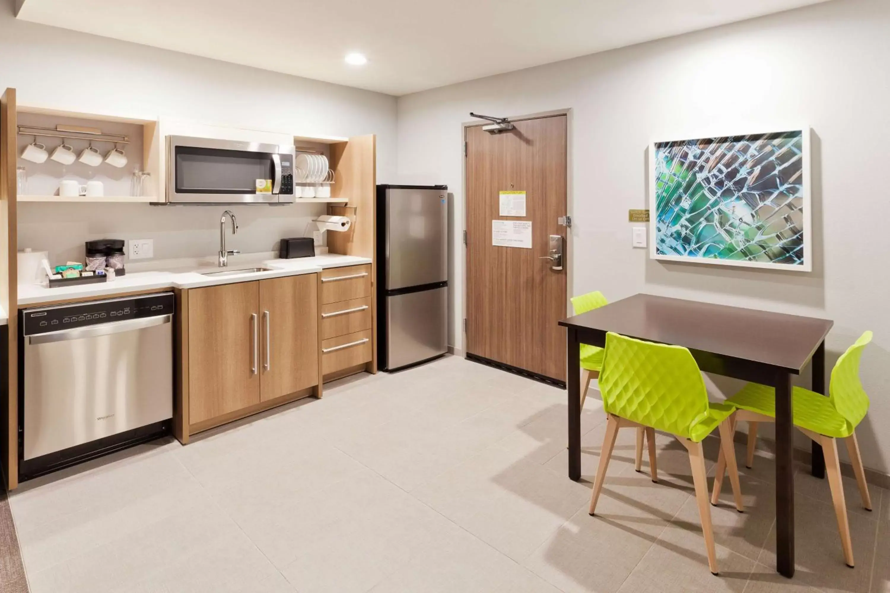 Kitchen or kitchenette, Kitchen/Kitchenette in Home2 Suites By Hilton Alpharetta, Ga