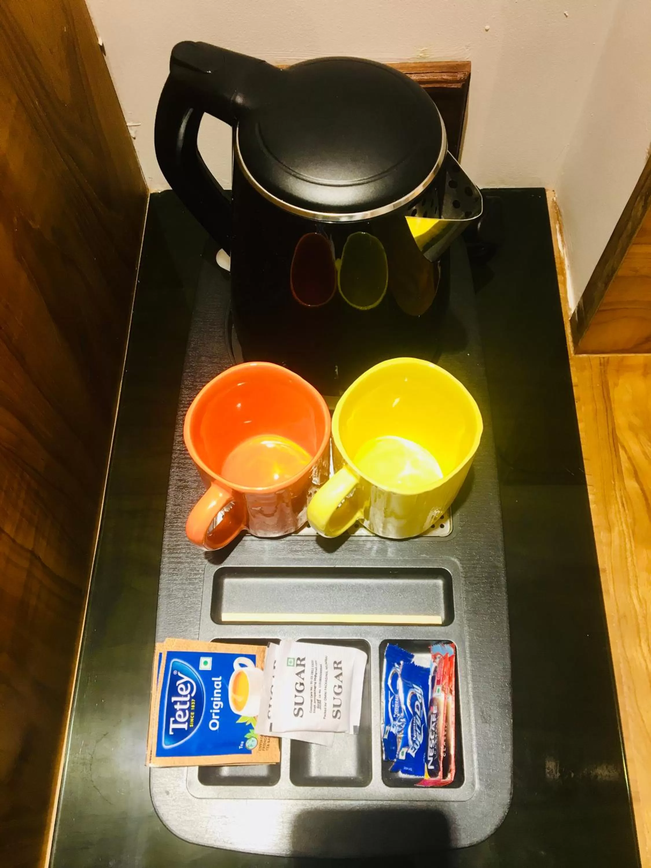 Coffee/tea facilities in HALF Hotel, Calangute