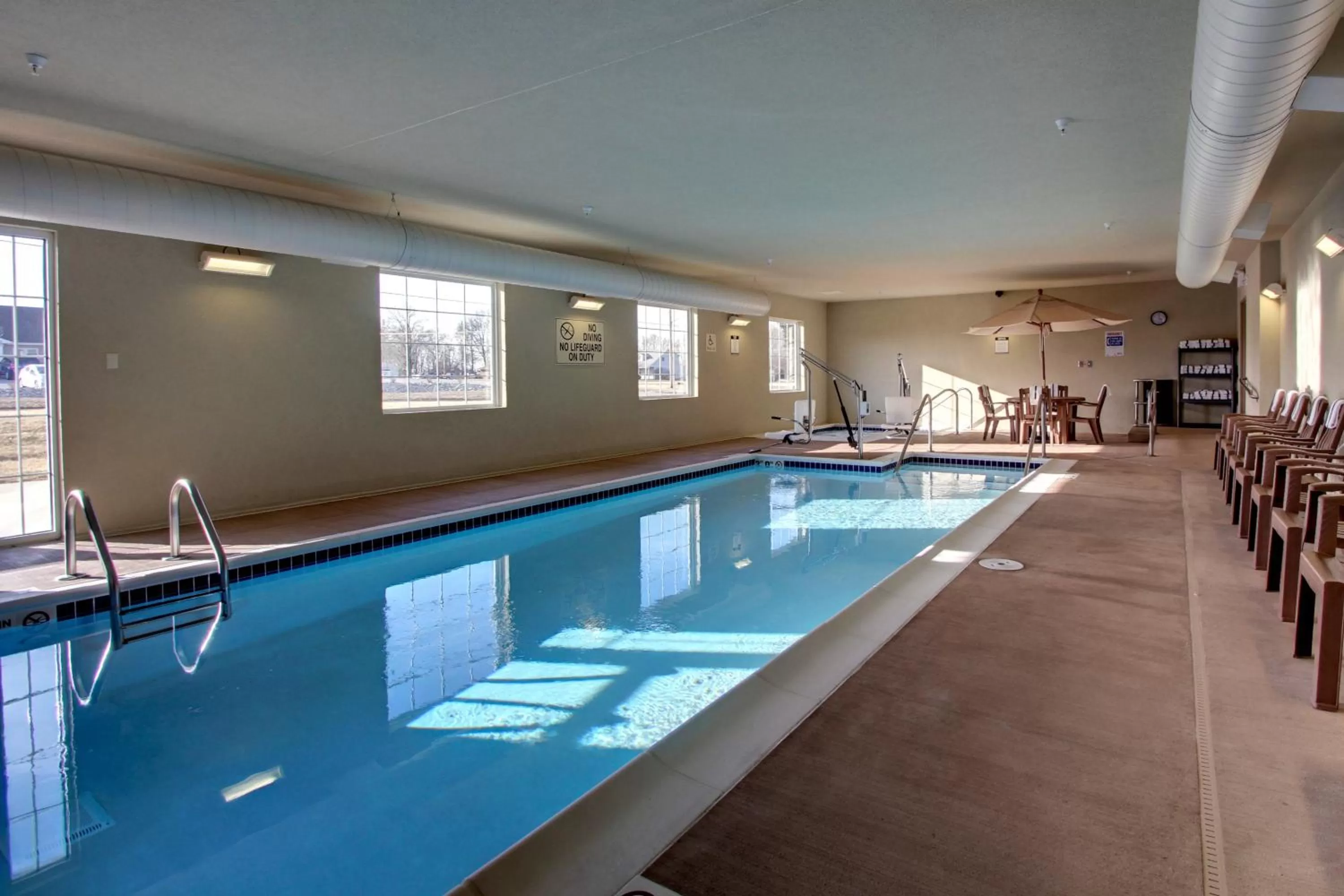 Swimming pool in Cobblestone Hotel & Suites - Newton