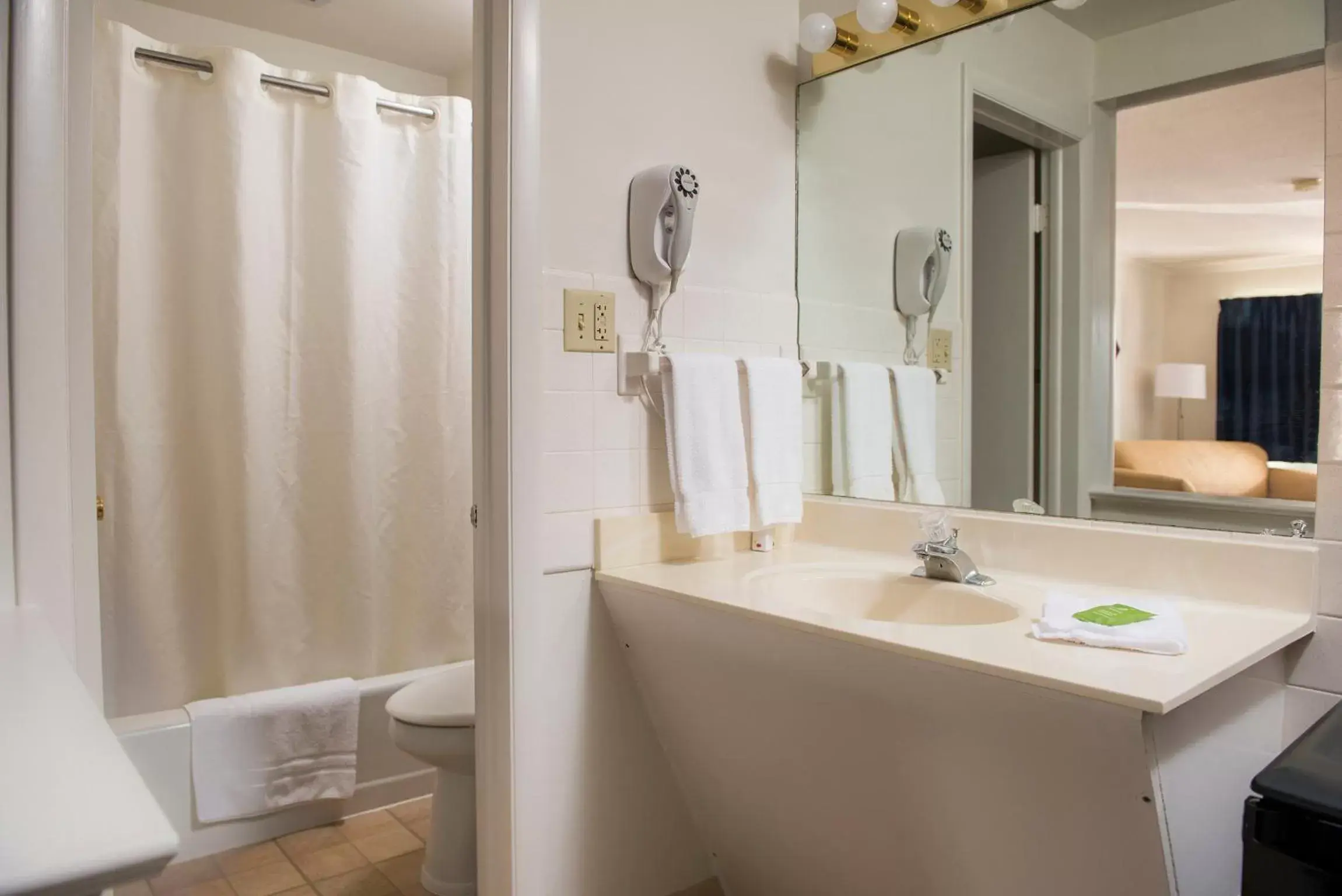 Other, Bathroom in Travelers Rest Motel