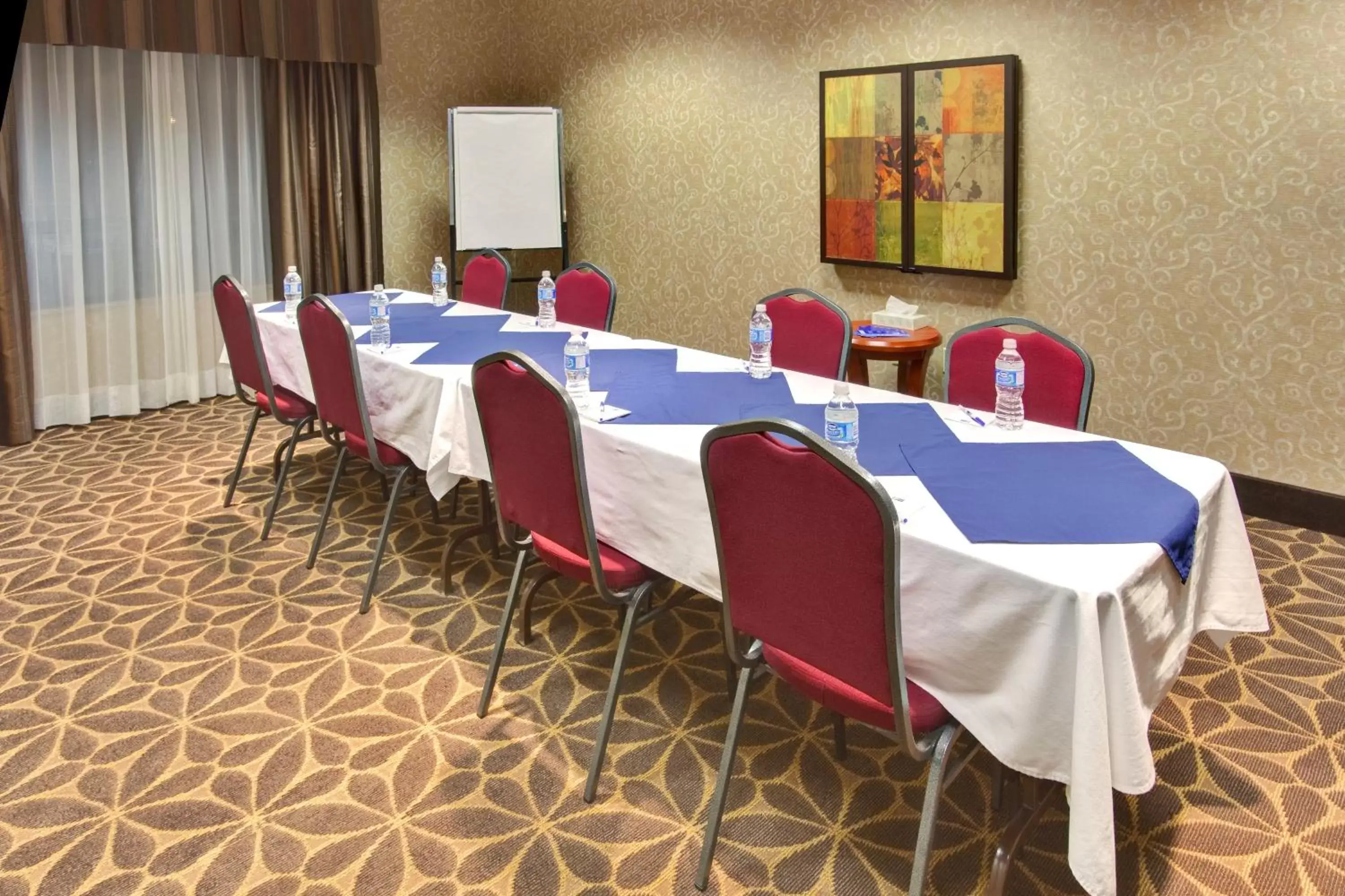 Meeting/conference room in Holiday Inn Express Hotel & Suites Brockville, an IHG Hotel