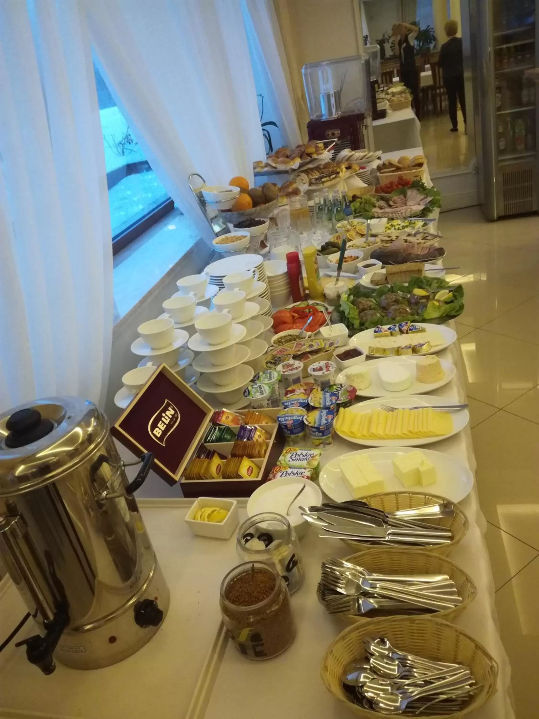 Breakfast in Hotel President